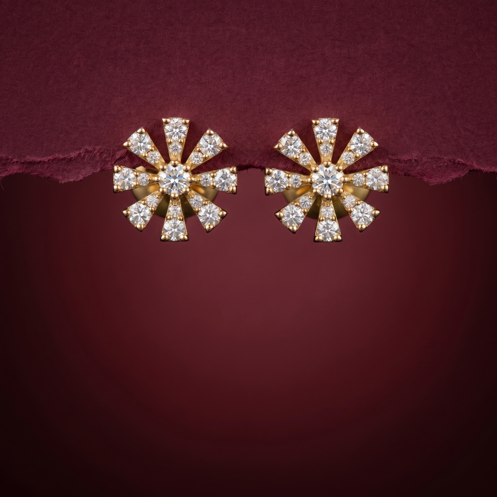 0.53 Ct EARRINGS with the Purity of 18K