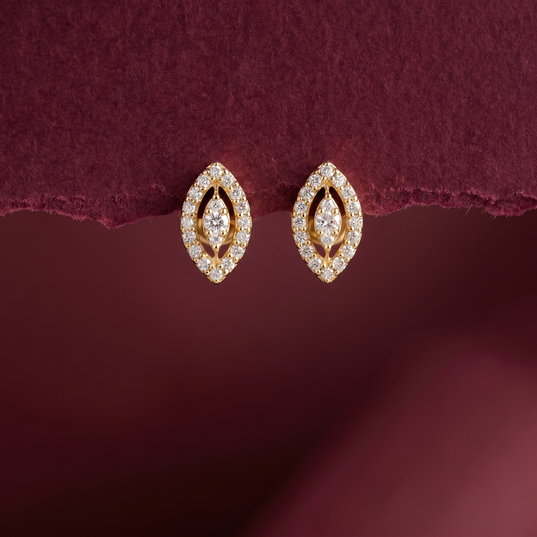 0.44Ct of Earring  With the Purity of 18K