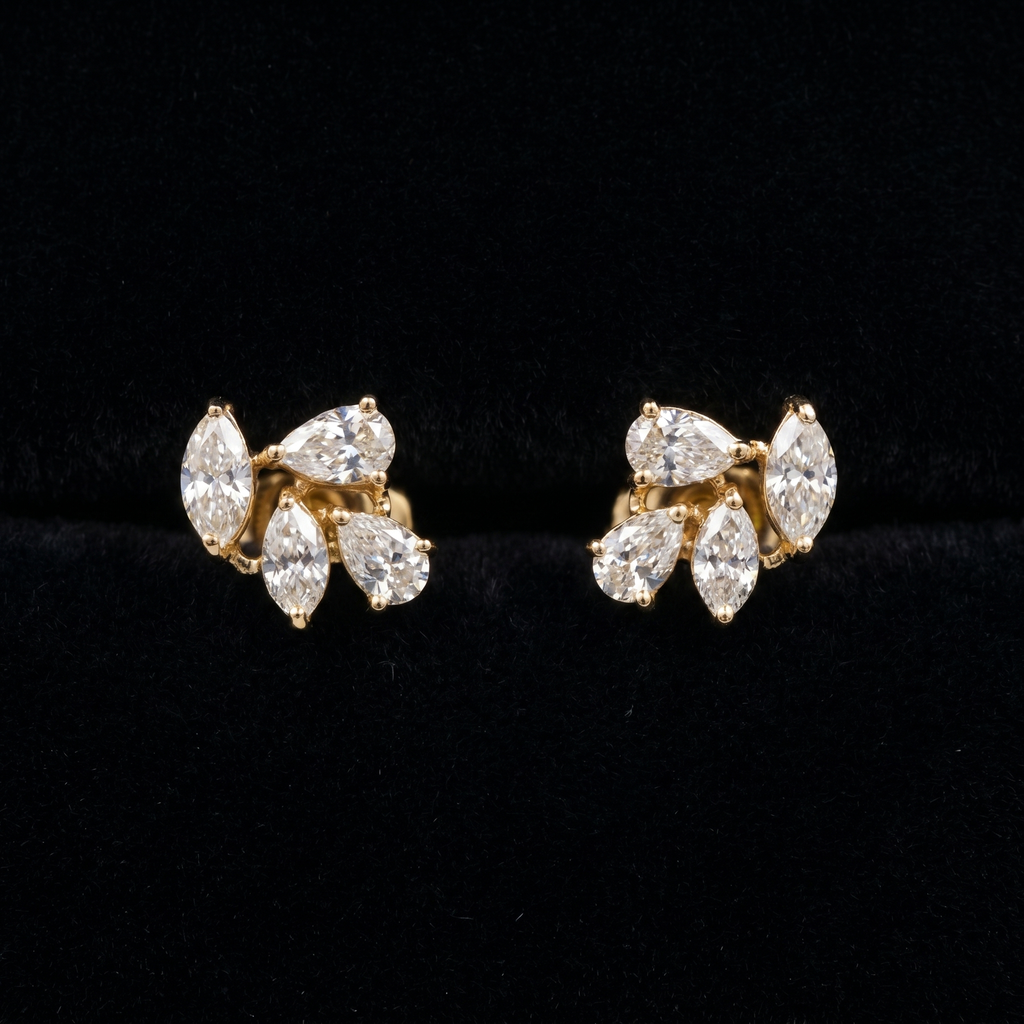 1.86 Ct EARRINGS with the Purity of 18K