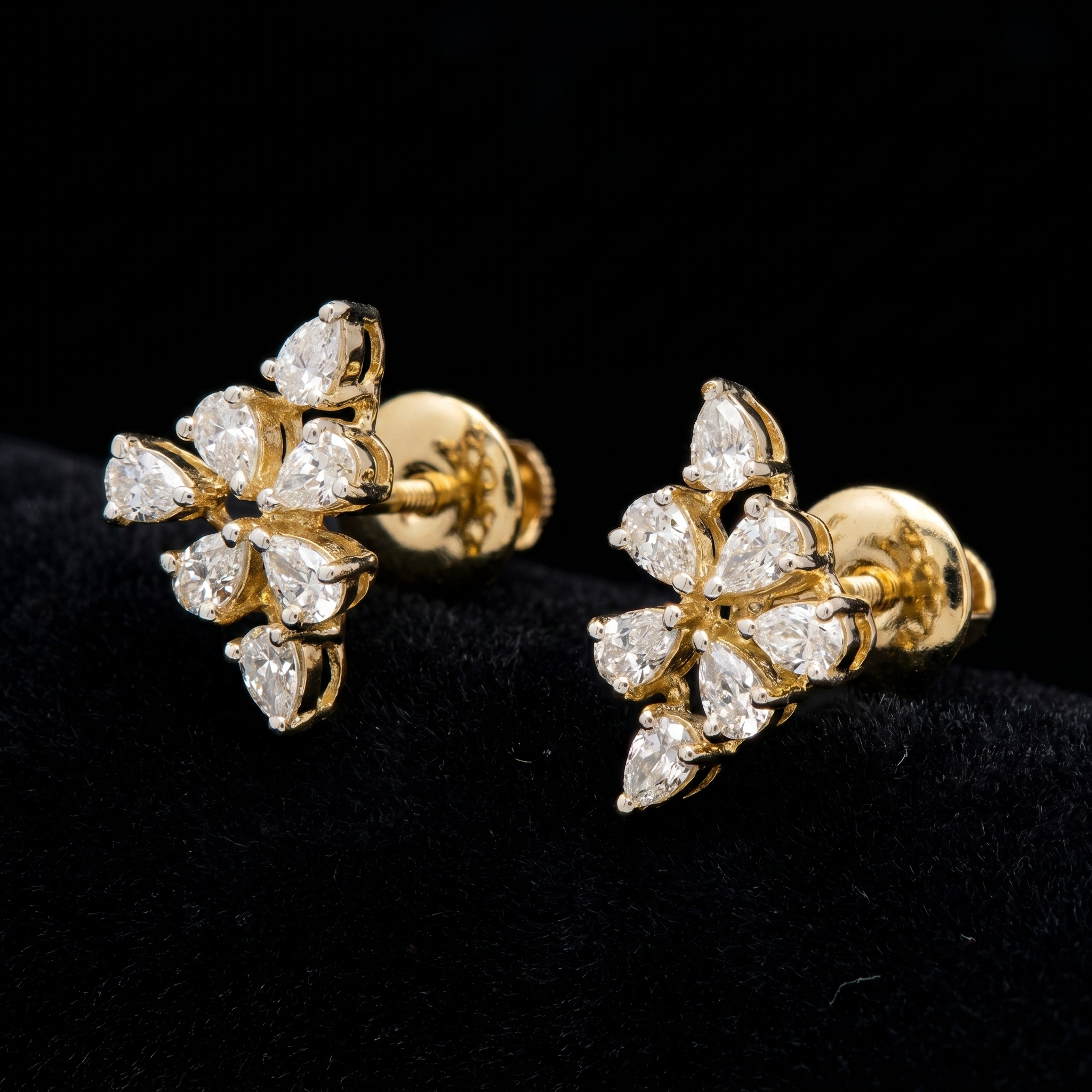 1.27Ct of Earring  With the Purity of 18K