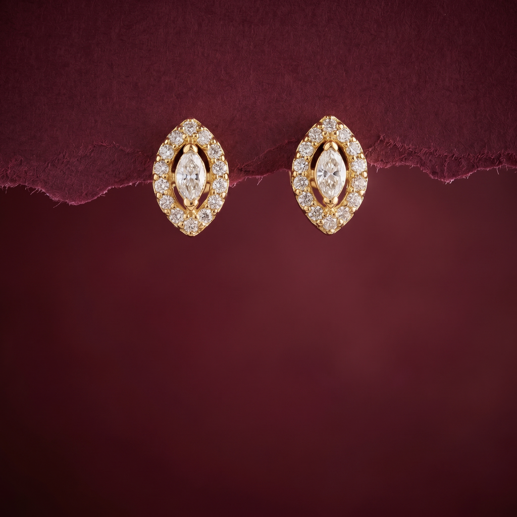 0.4 Ct EARRINGS with the Purity of 18K