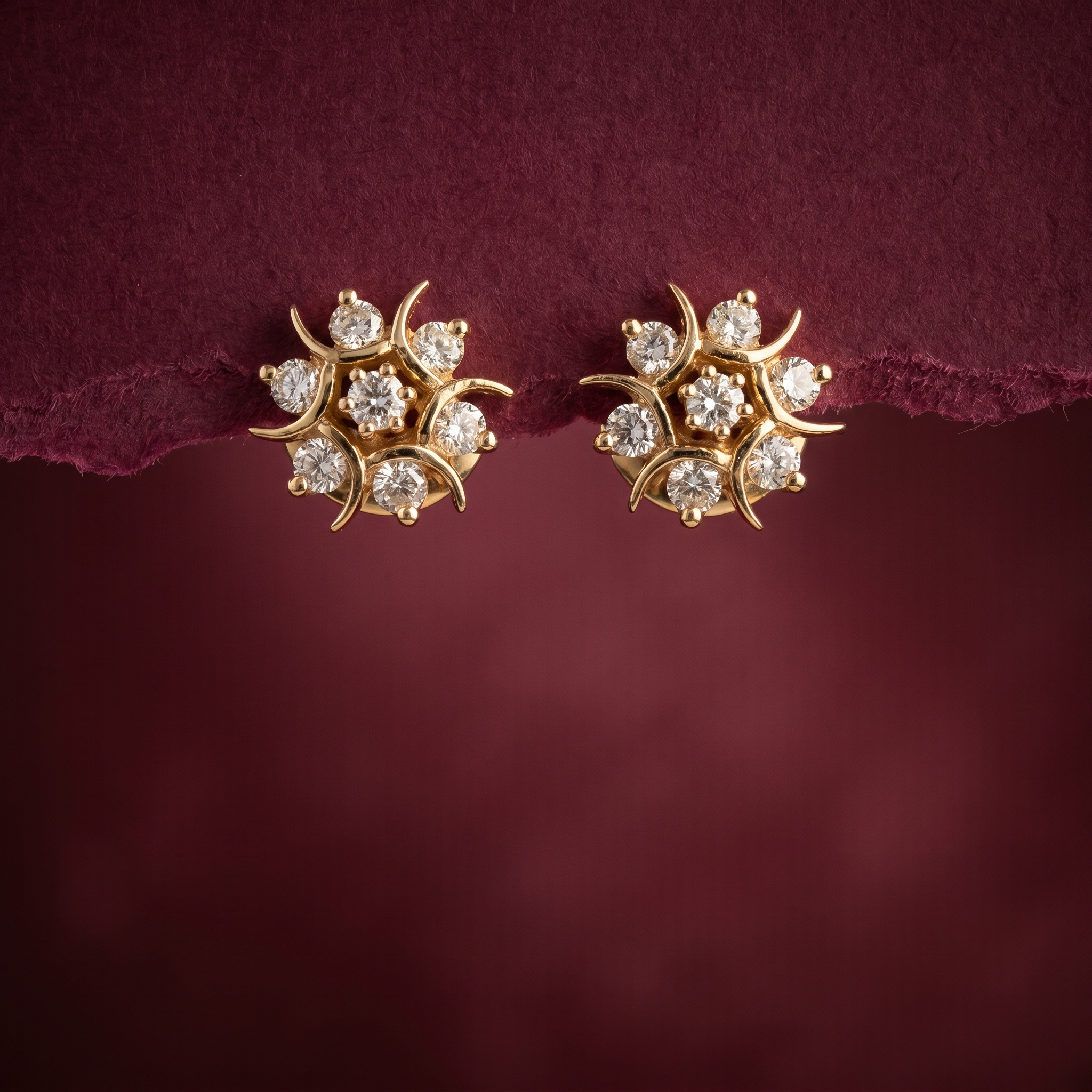 0.87 Ct EARRINGS with the Purity of 18K