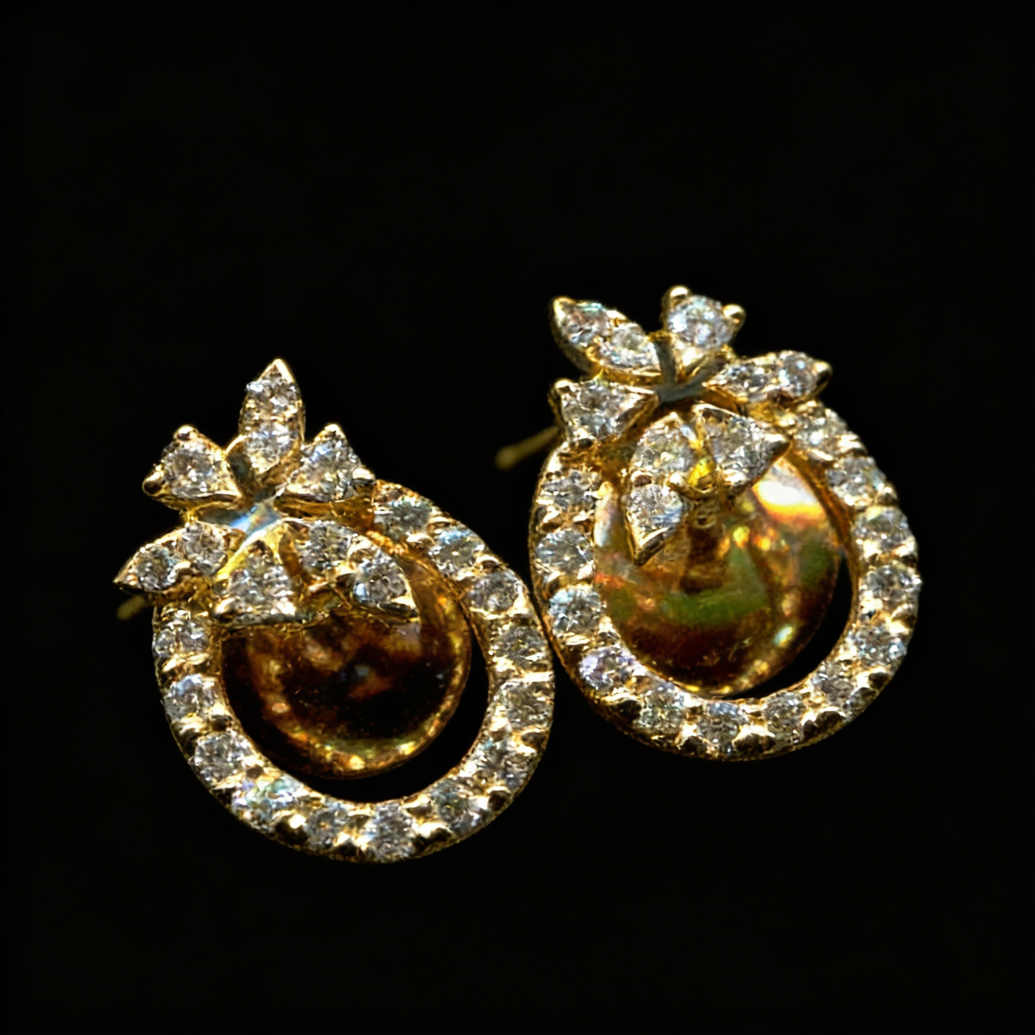 0.74Ct of Earring  With the Purity of 18K