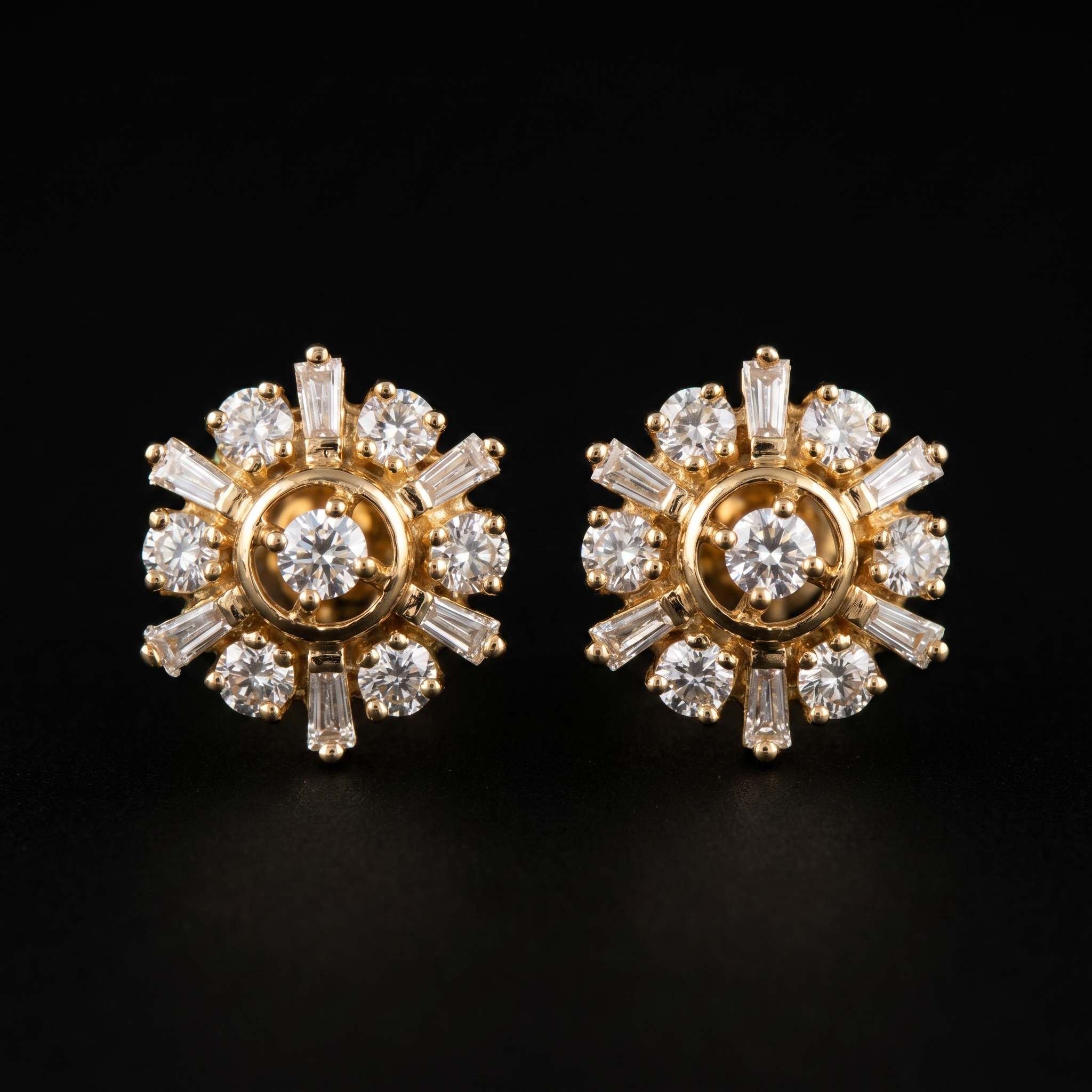 1.08Ct of Earring  With the Purity of 18K