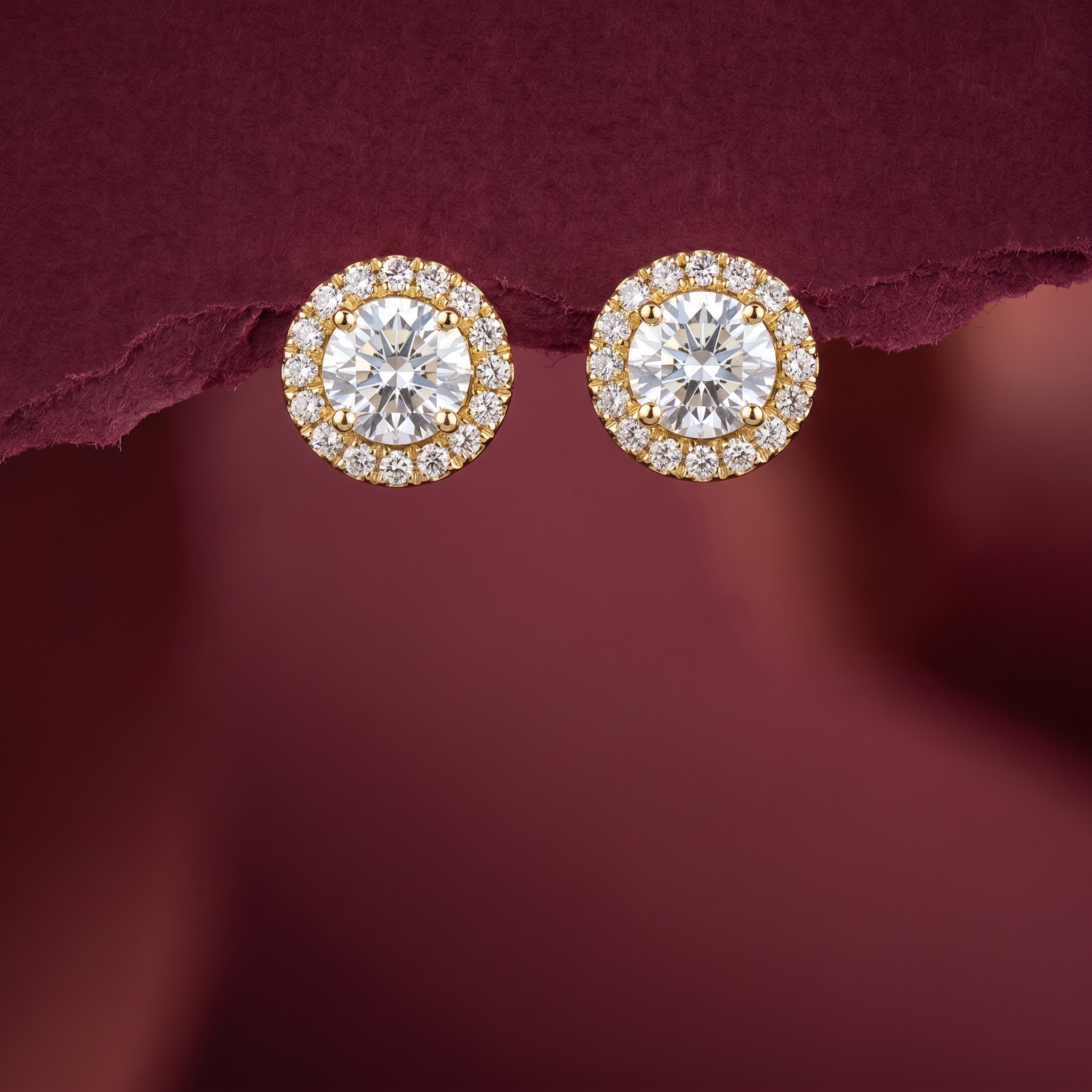 0.58Ct of Earring  With the Purity of 18K