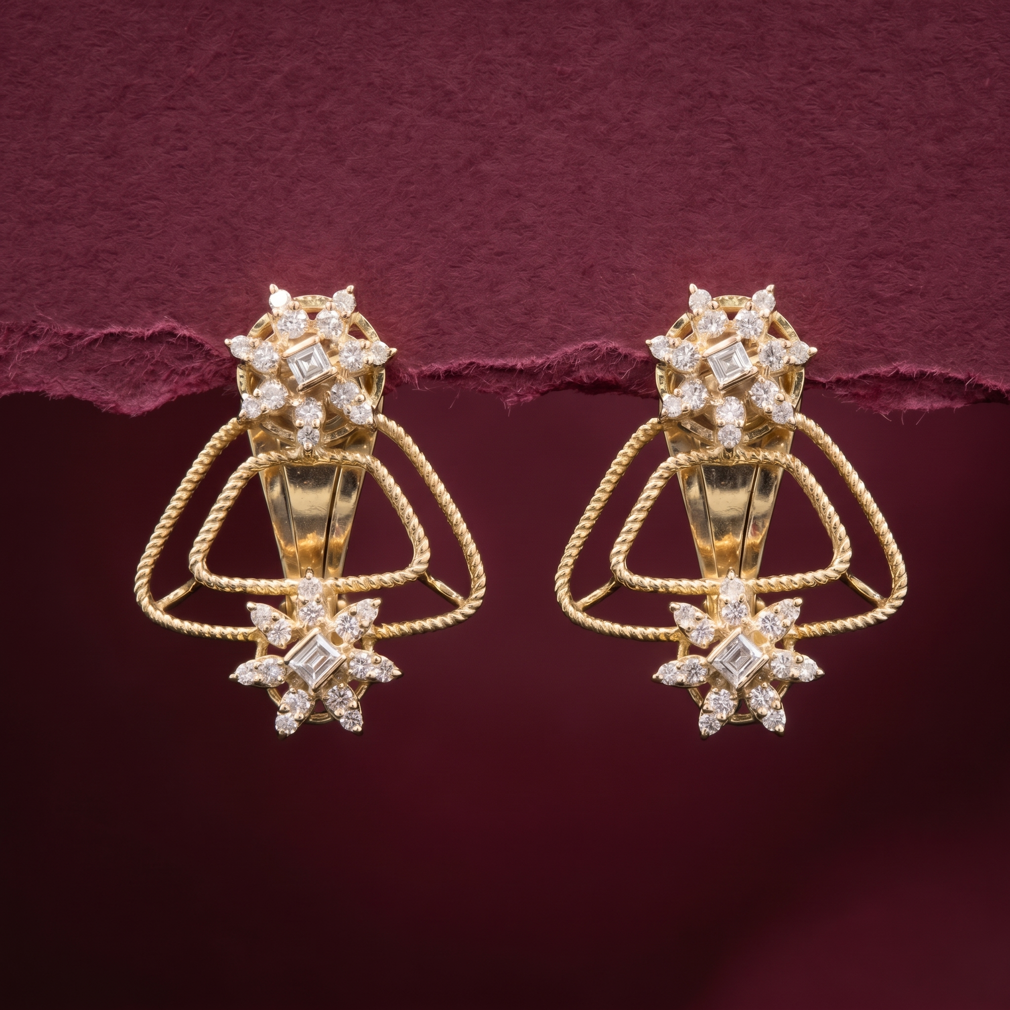 0.83Ct of Locket Earring With Purity of 18K