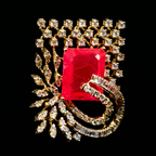 15.63Ct of Locket With Purity of 18K