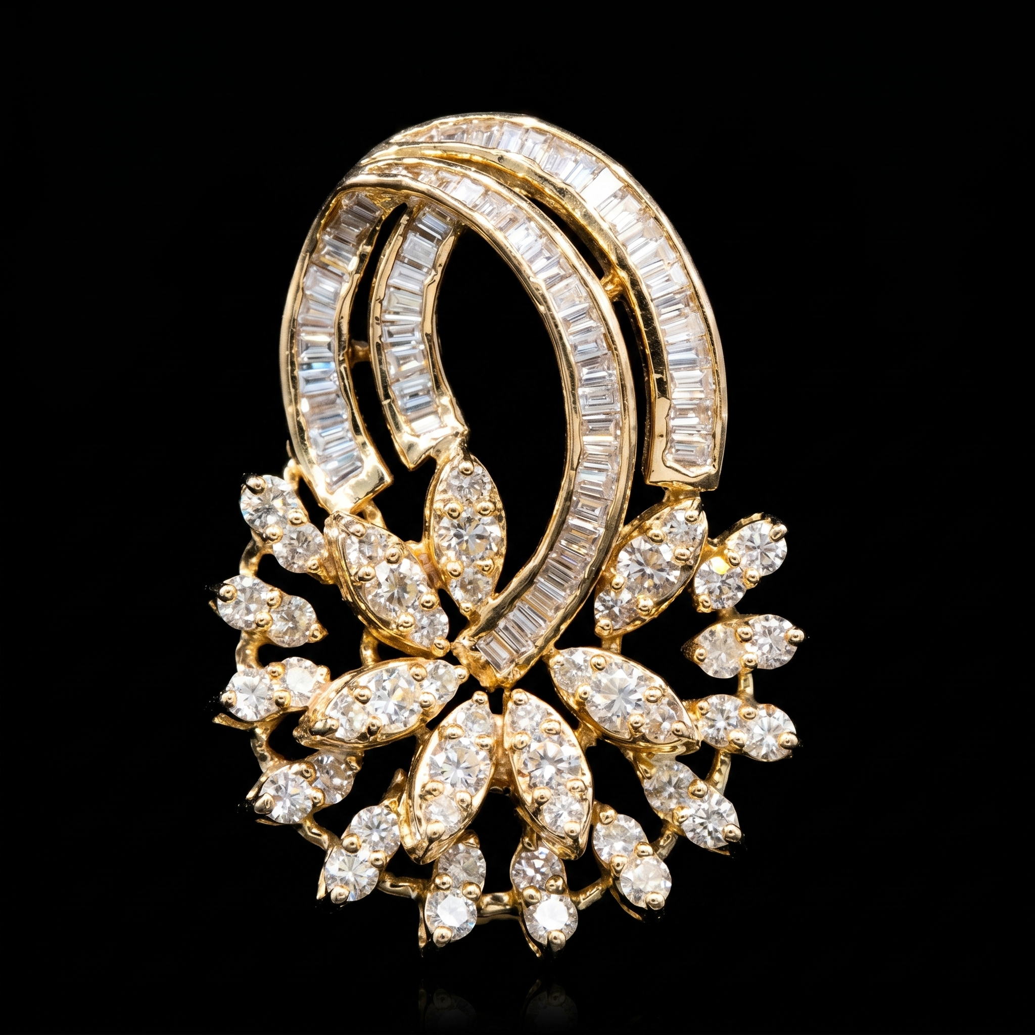 1.43Ct of Locket With Purity of 18K