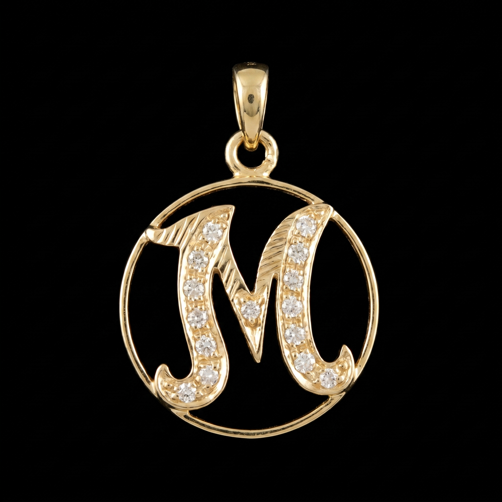 0.17Ct of Locket With Purity of 18K
