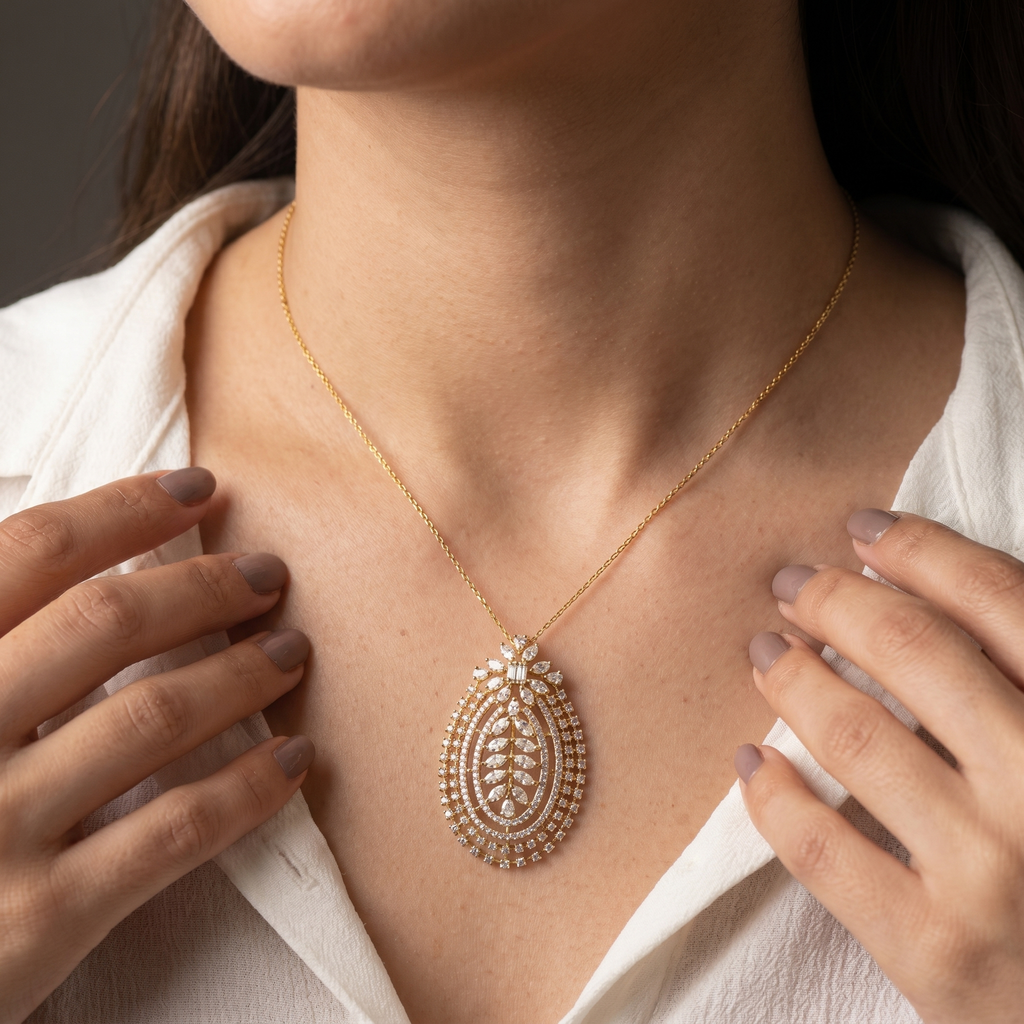 1.82Ct of Locket With Purity of 18K