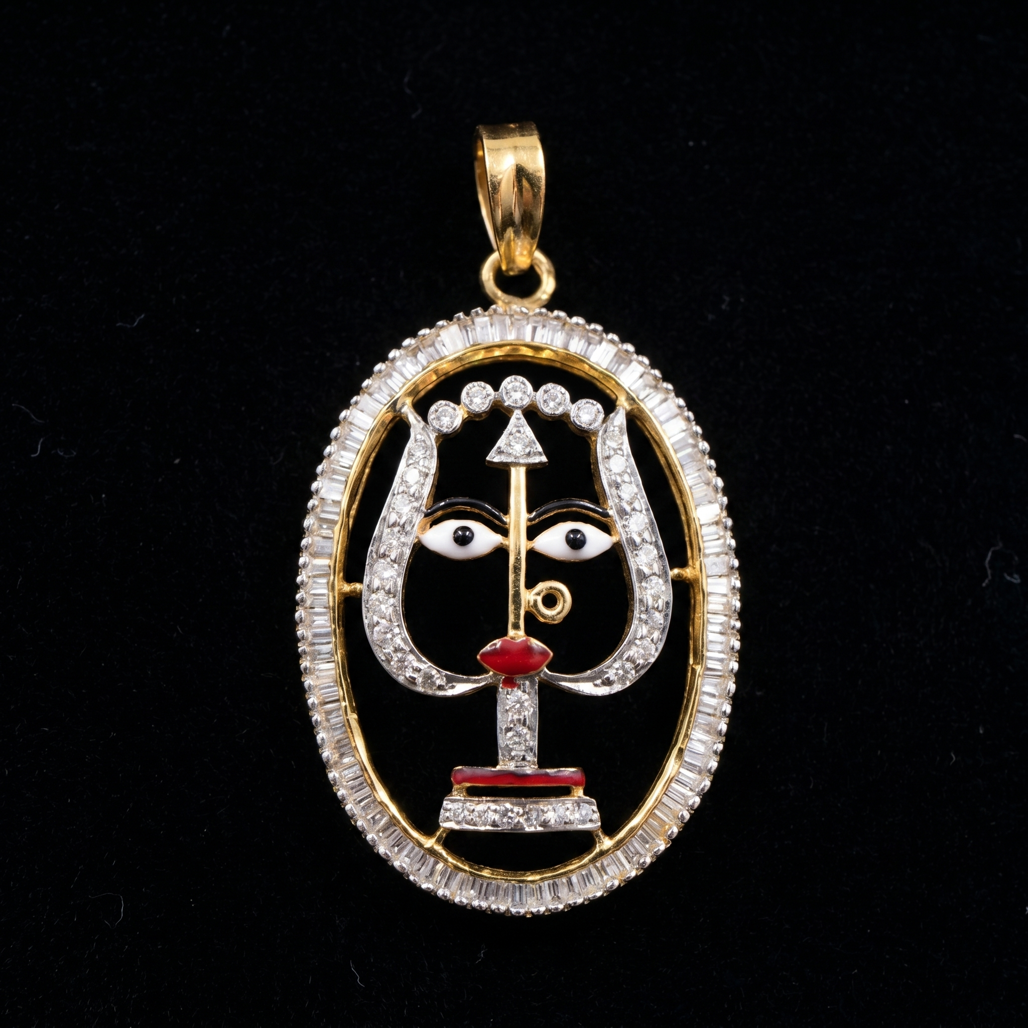 1.05 Ct GODLOCKET with the Purity of 18K