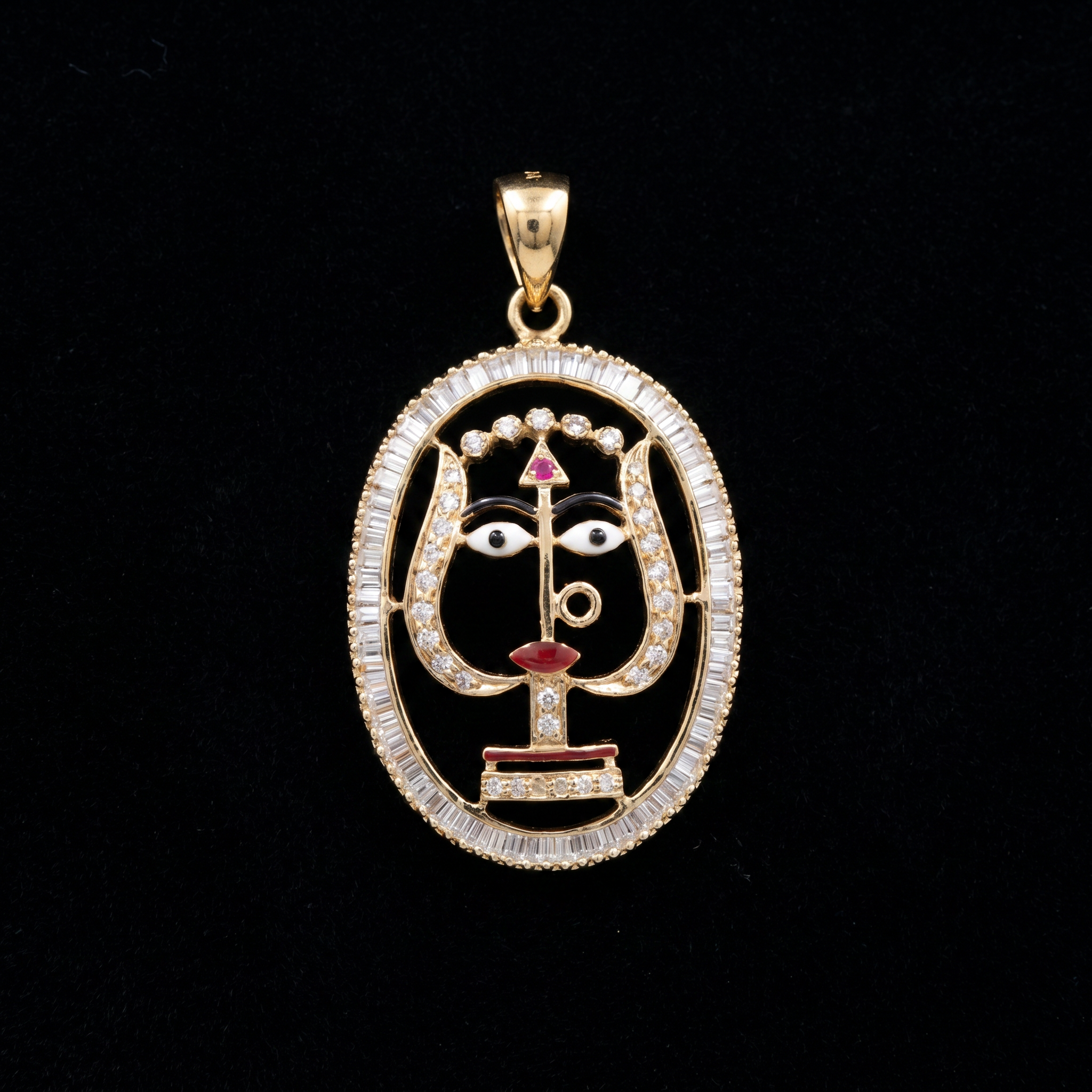 1.06 Ct GODLOCKET with the Purity of 18K