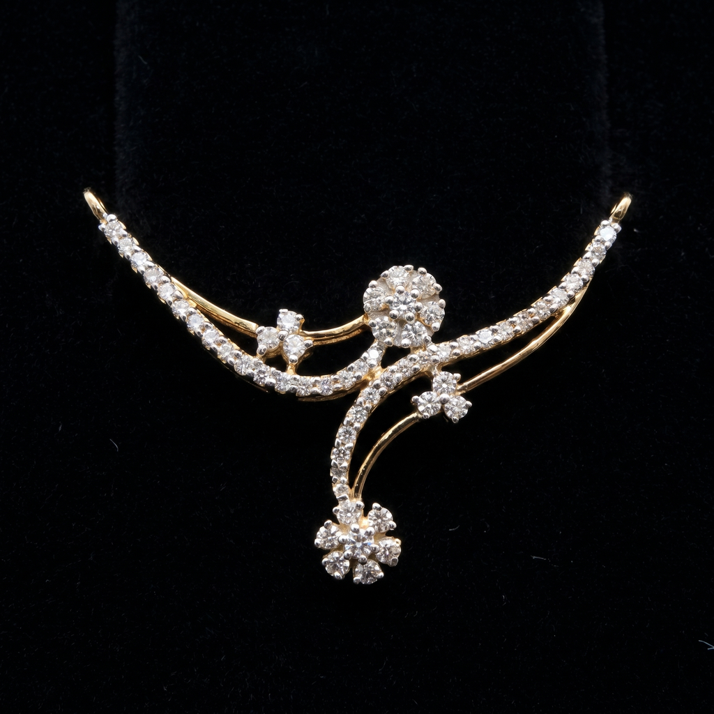 0.76Ct of Pendant With the Purity of 18K