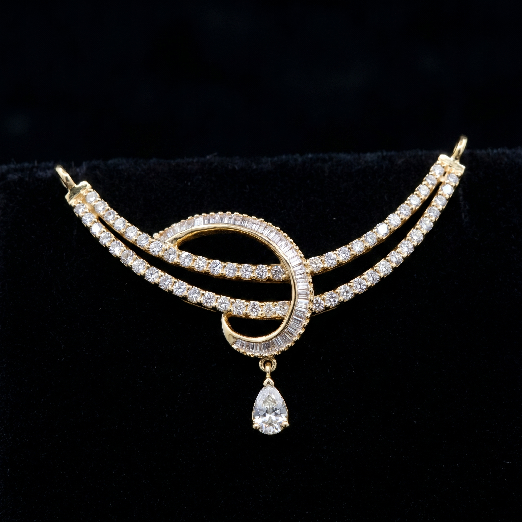 1.01Ct of Pendant With the Purity of 18K