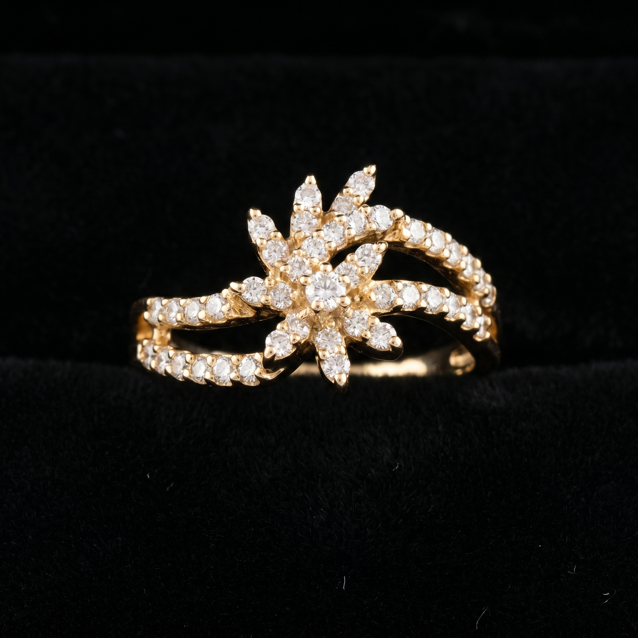 1Ct of Ring With the Purity of 18K