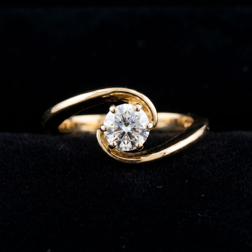 1.5Ct of Ring with the Purity of 18K