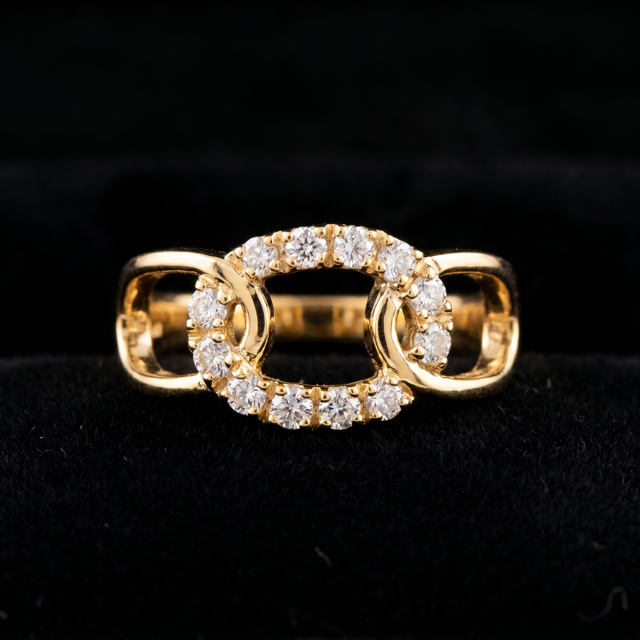 1Ct of RIng with the Purity of 18K