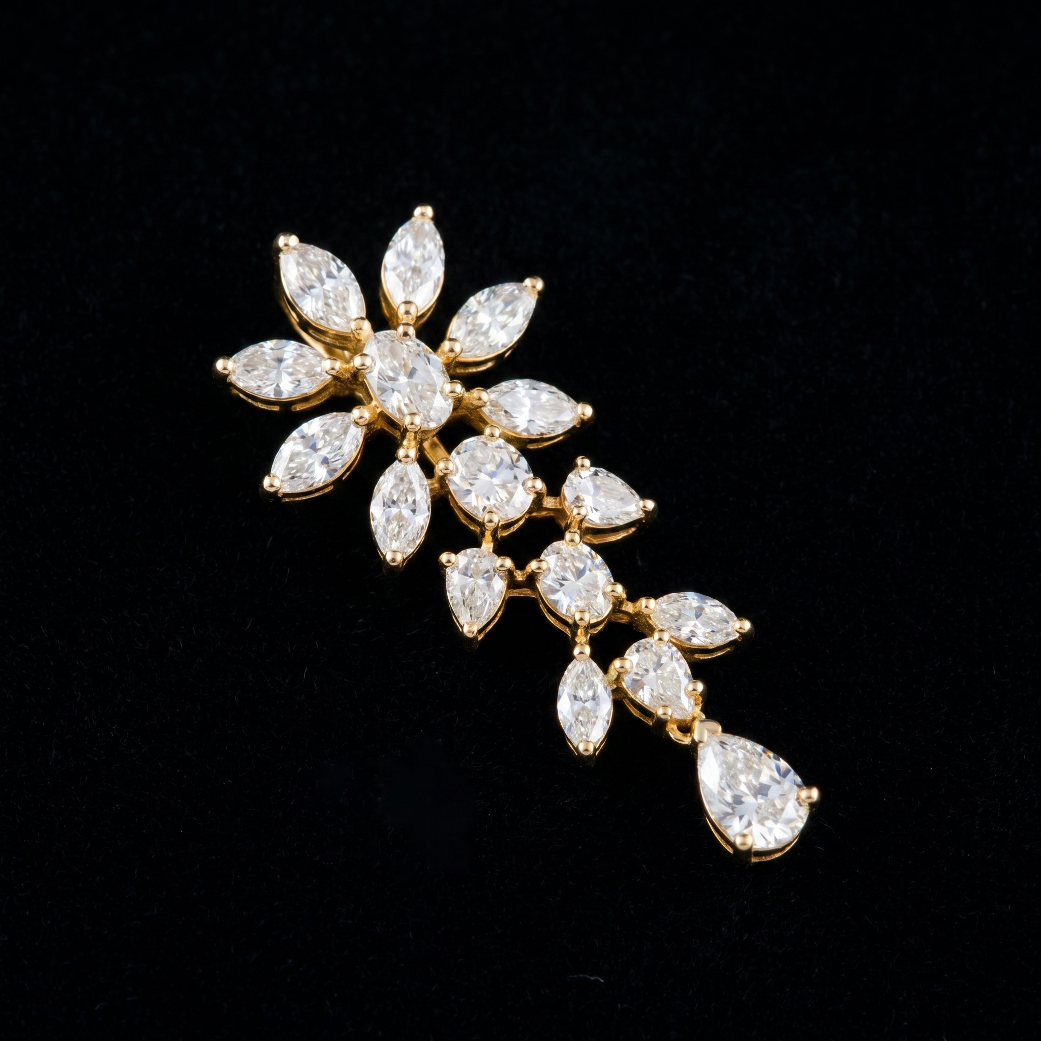 1.99Ct of Locket With the Purity of 18K