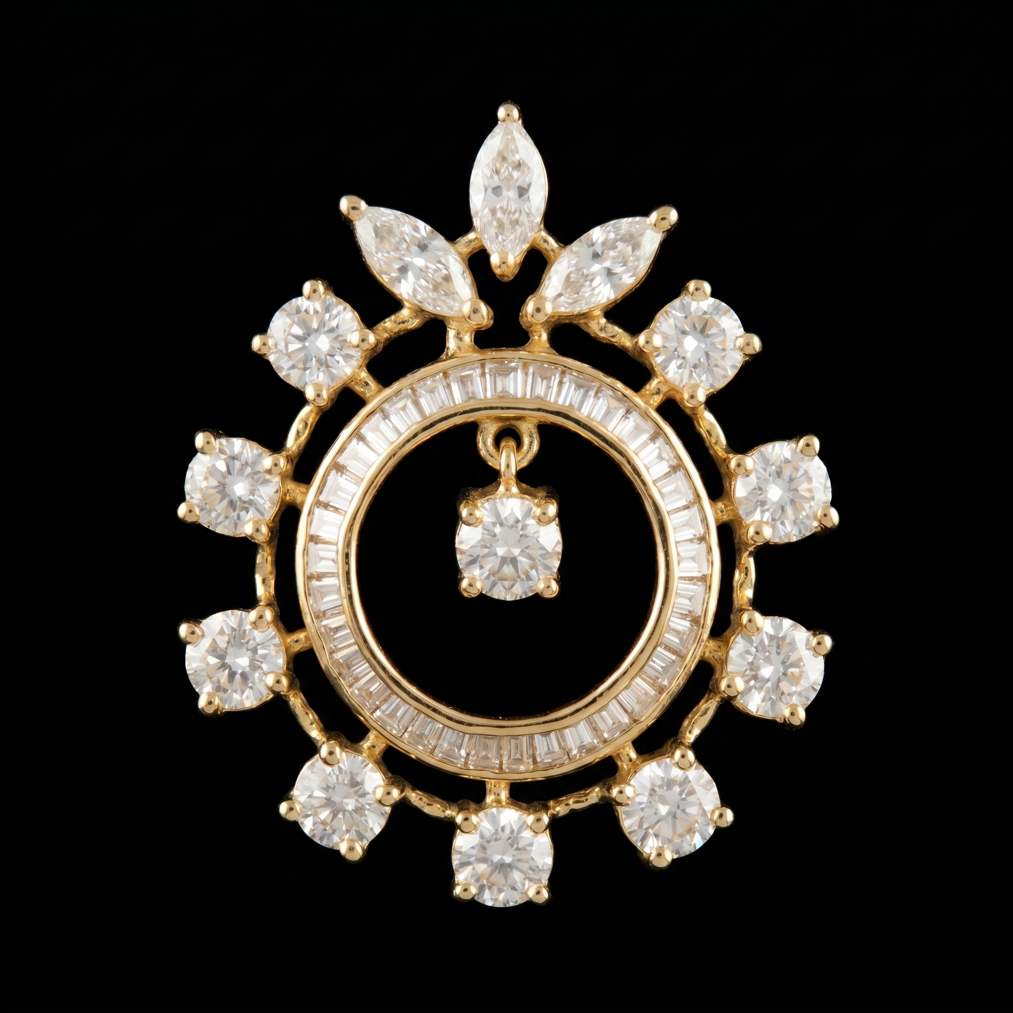2.26Ct of Locket With the Purity of 18K