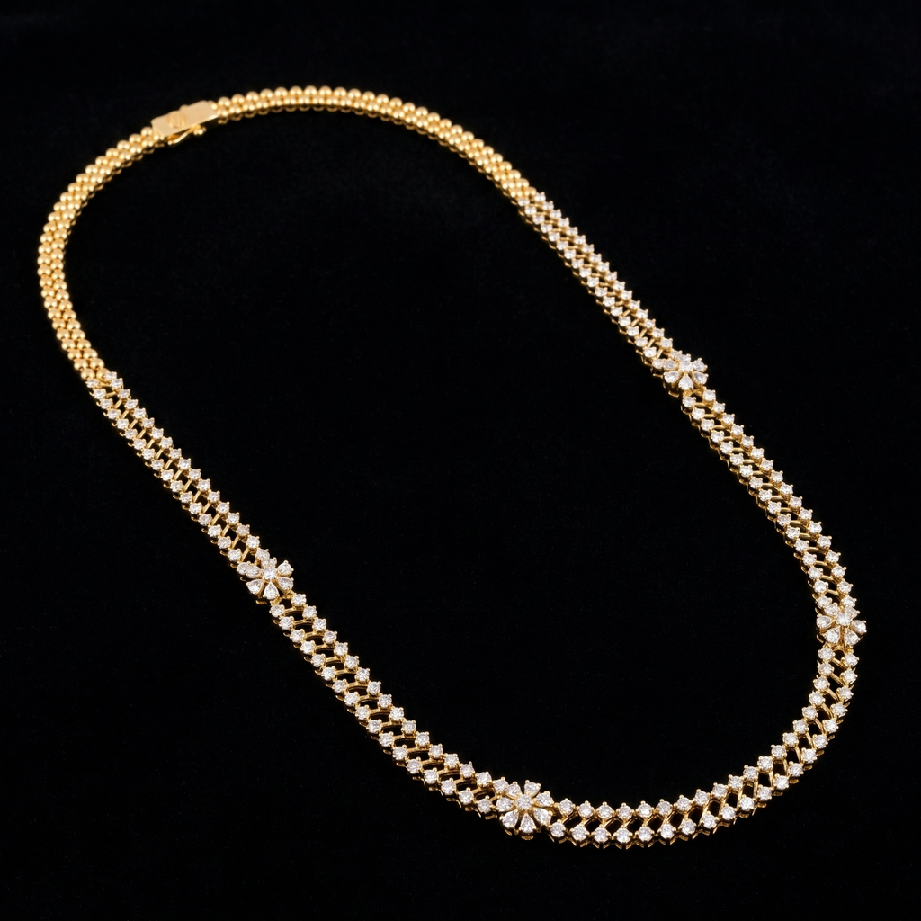 13.06Ct of Necklace with the Purity of18K