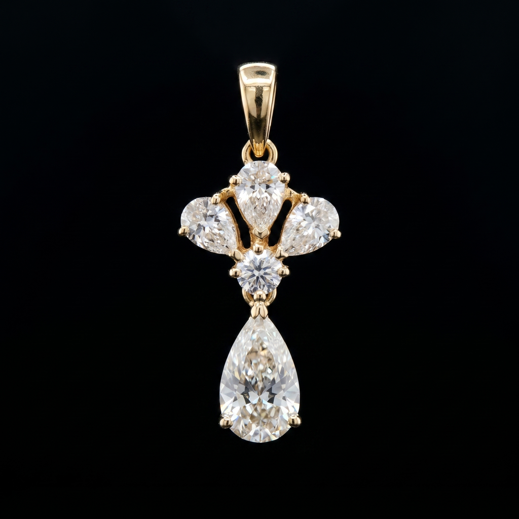 2Ct of Locket With the Purity of 18K