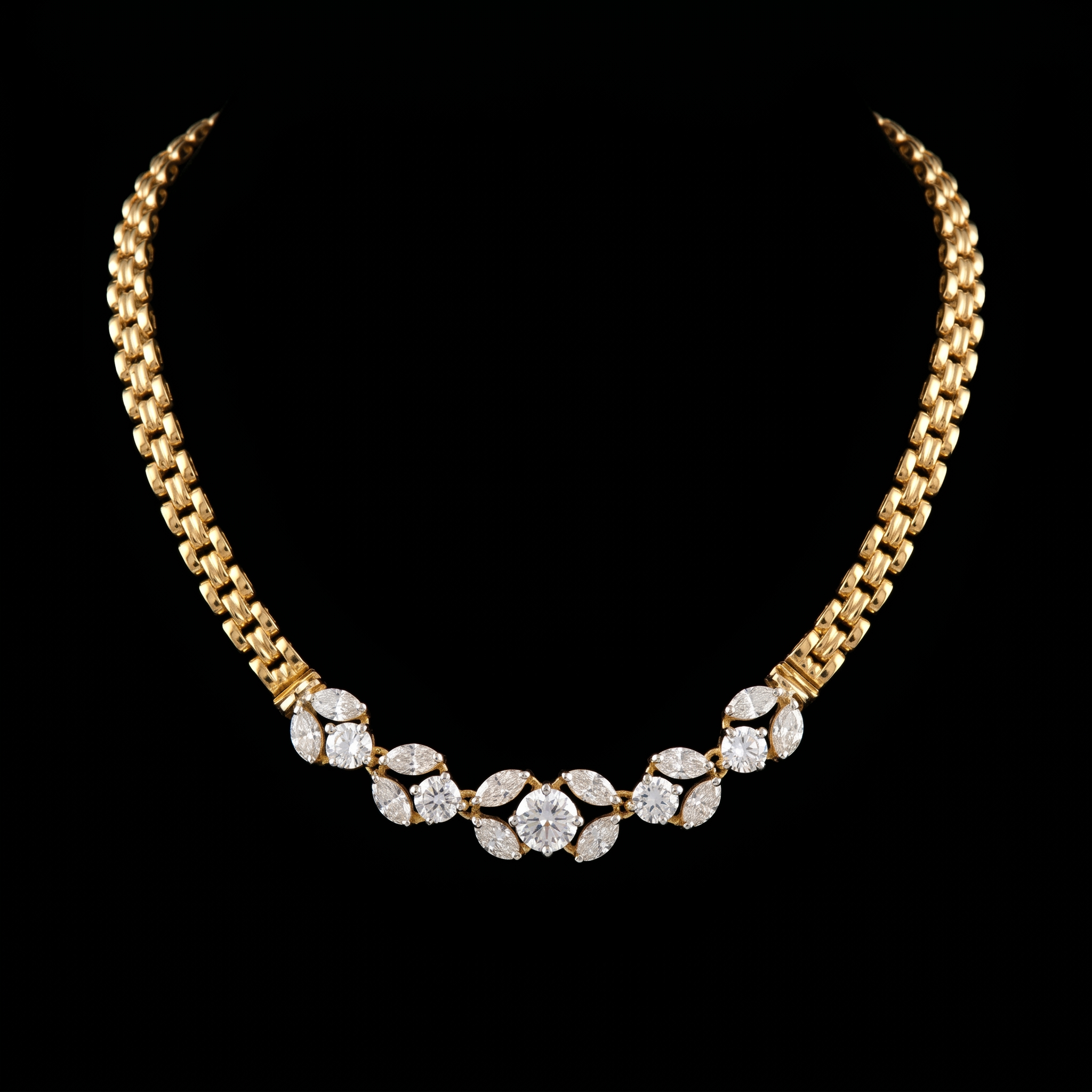 2.96Ct of Pendant With the Purity of 18K