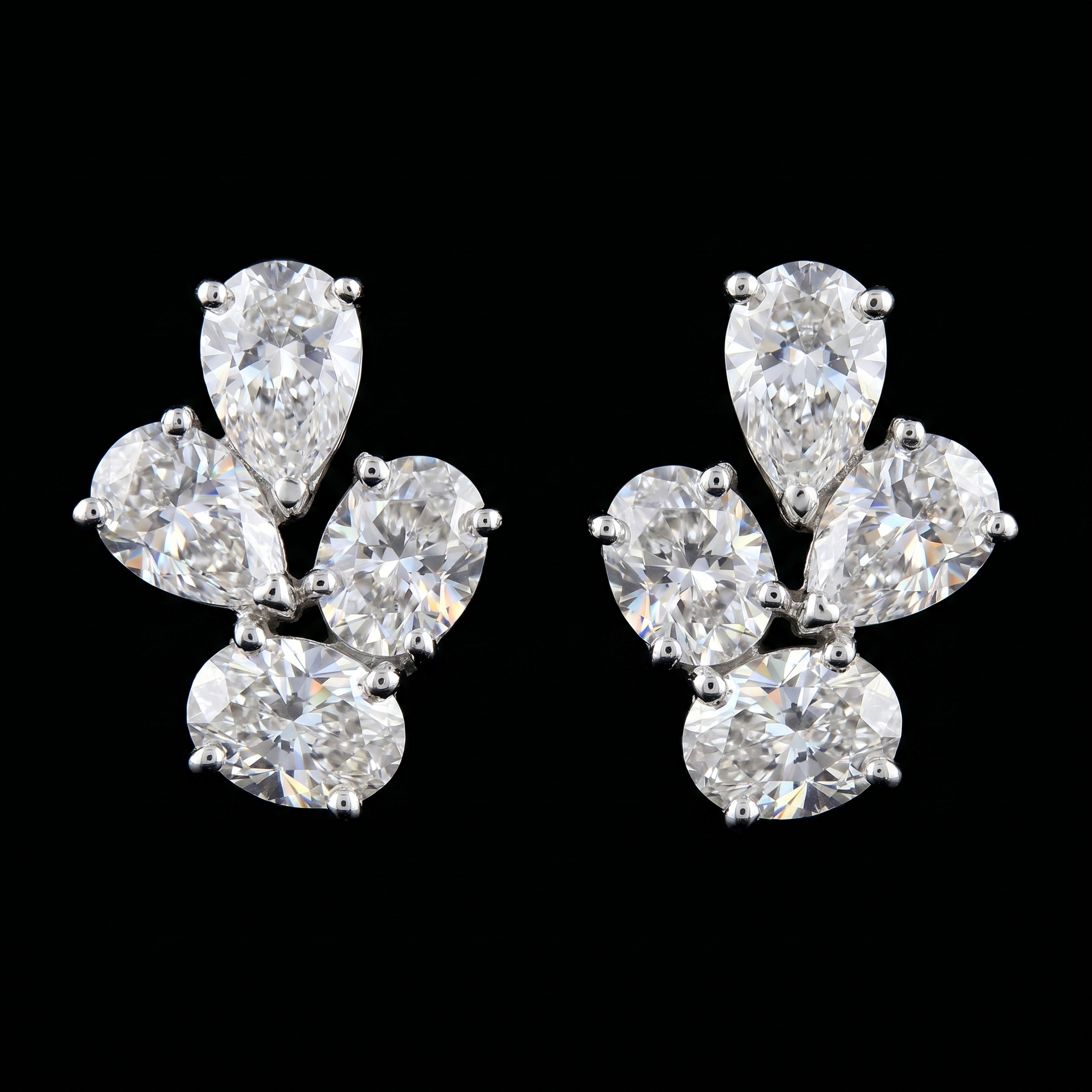 4.15Ct of Earring  With the Purity of 18K