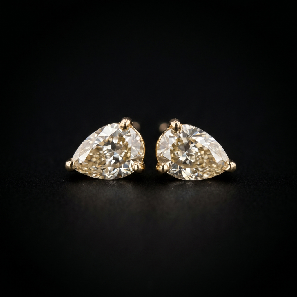 0.32Ct of Earring  With the Purity of 18K