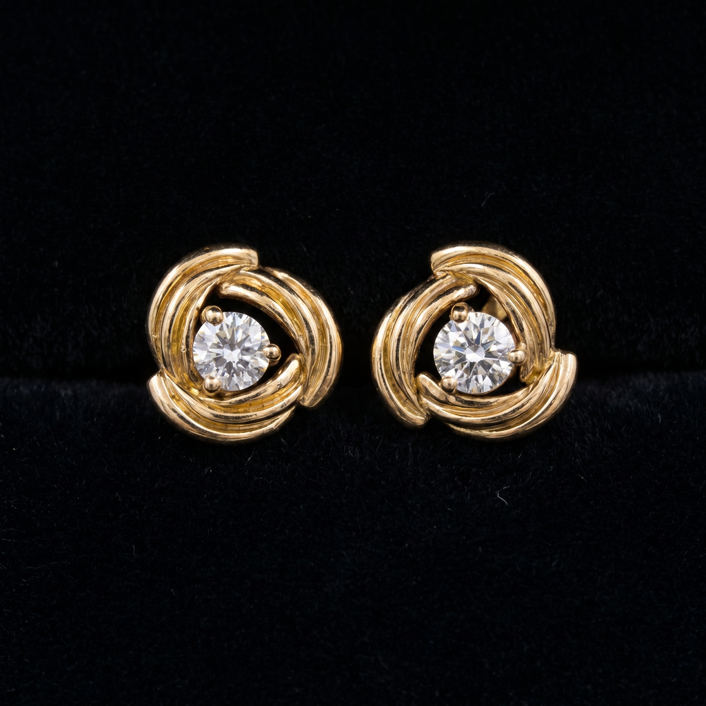 0.81Ct of Earring  With the Purity of 18K