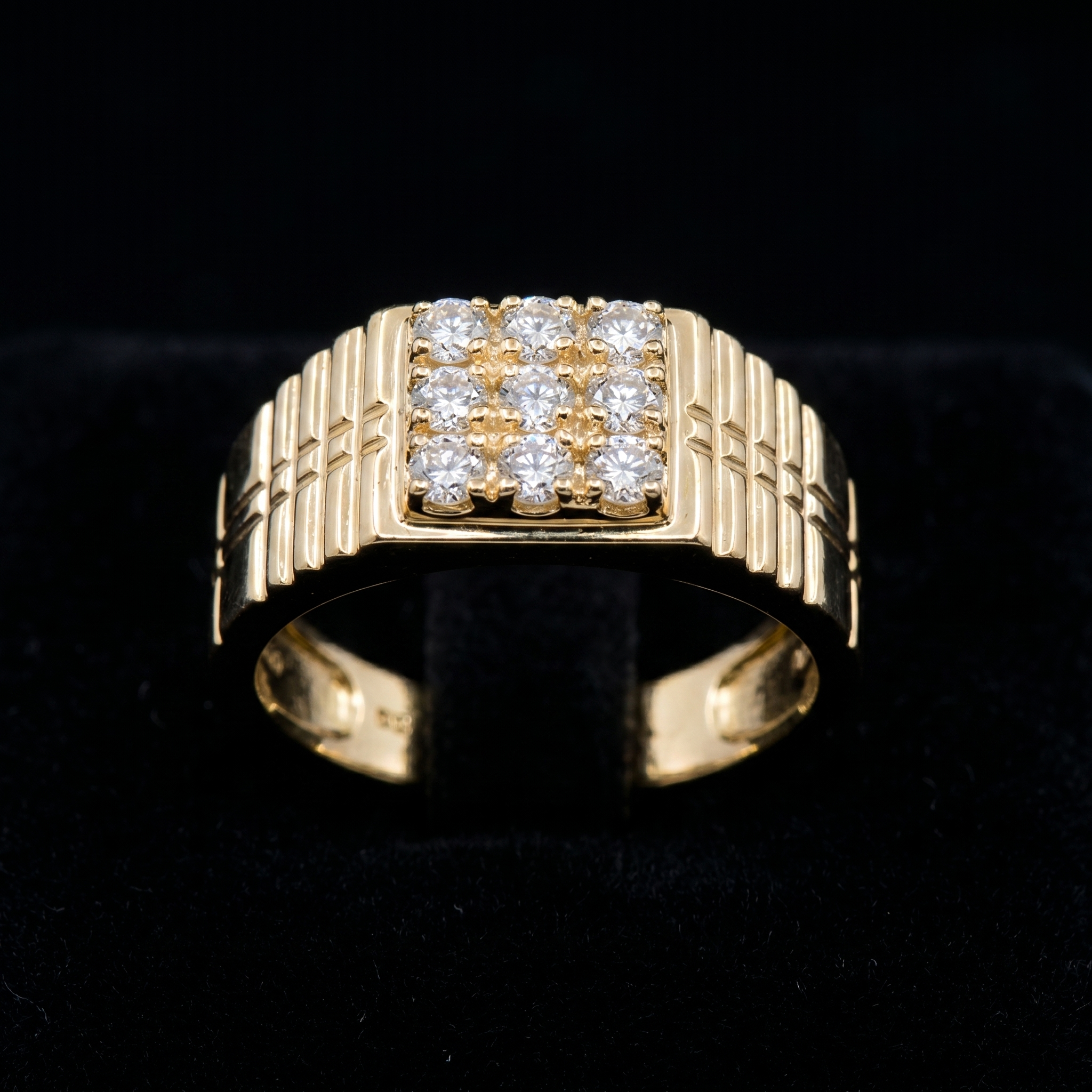 1.82Ct of Mens Ring With the Purity of 18K