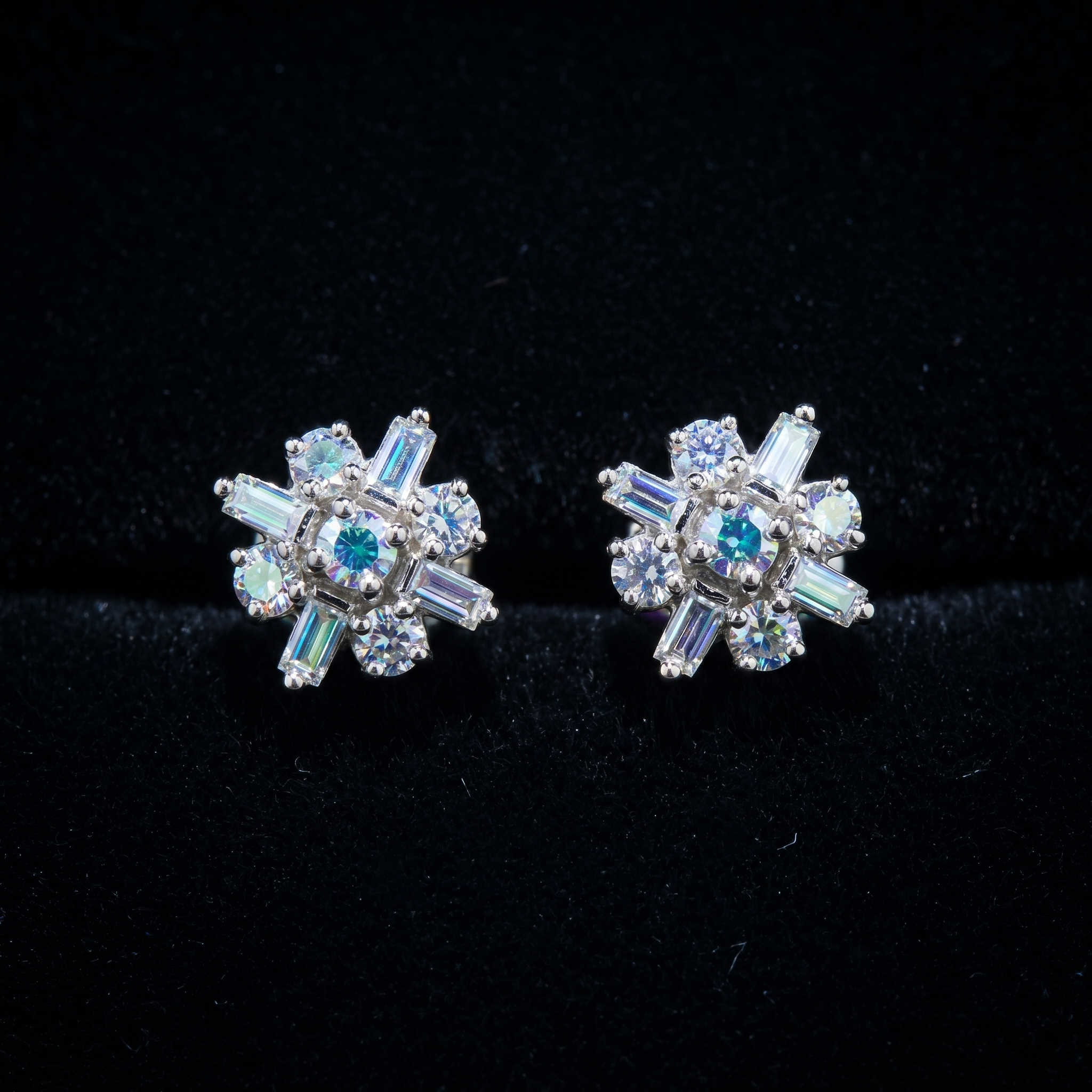 1.1Ct of Earring With the Purity of 18K