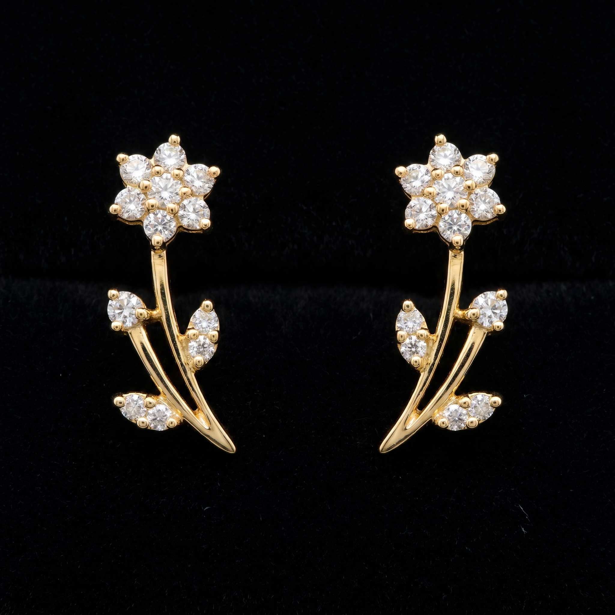 1Ct of Earring With the Purity of 18K