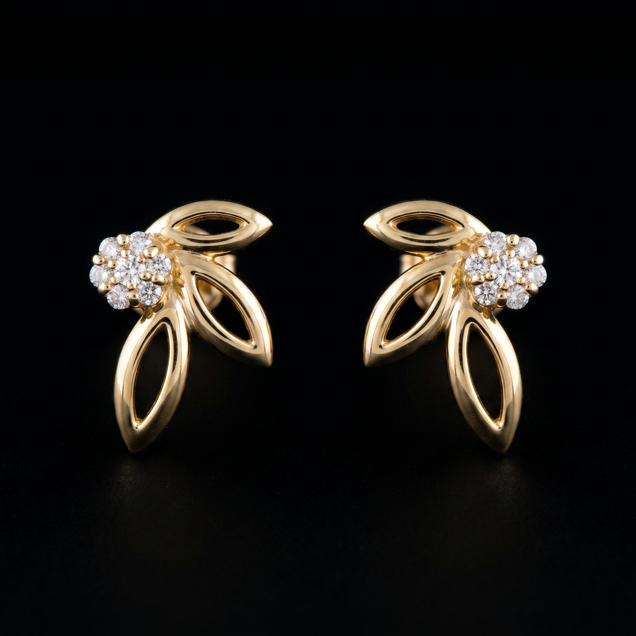 2Ct of Earring With the Purity of 18K