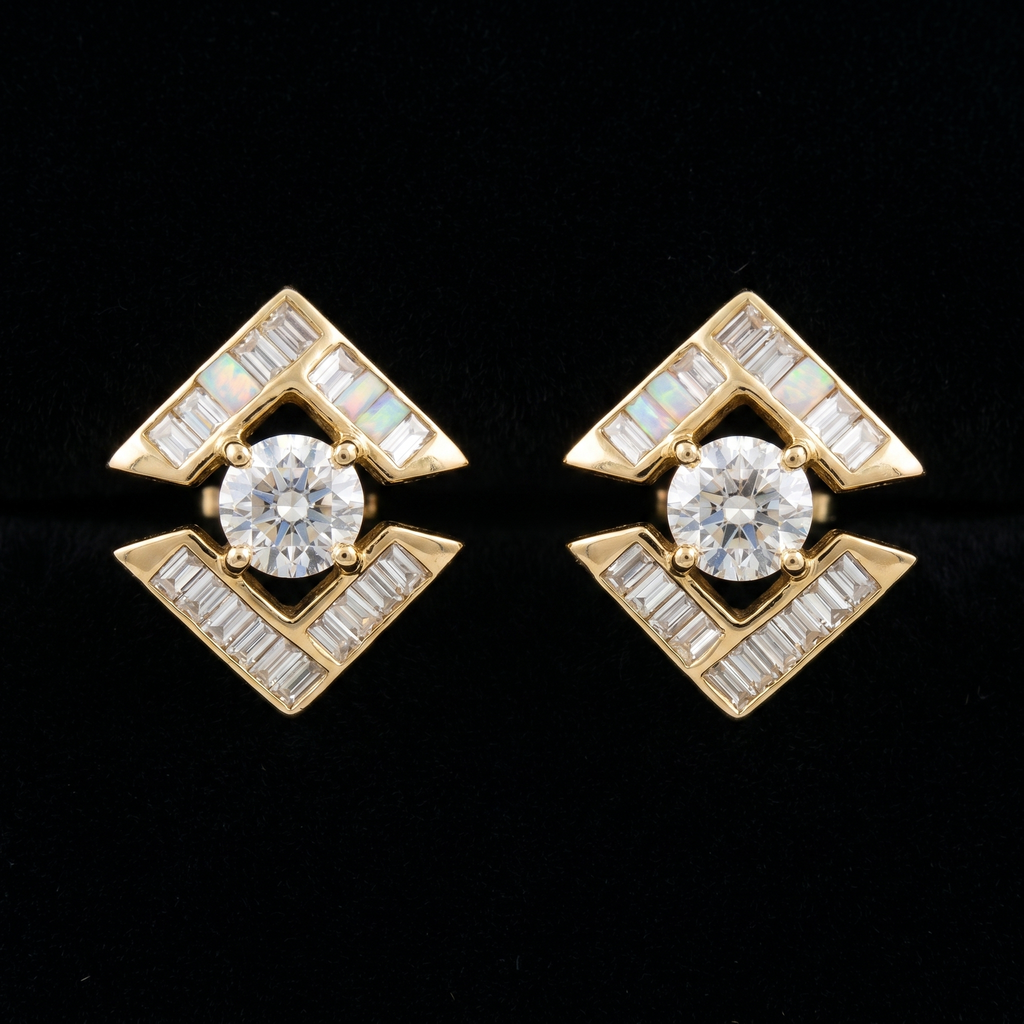 3.5Ct of Earring With the Purity of 18K