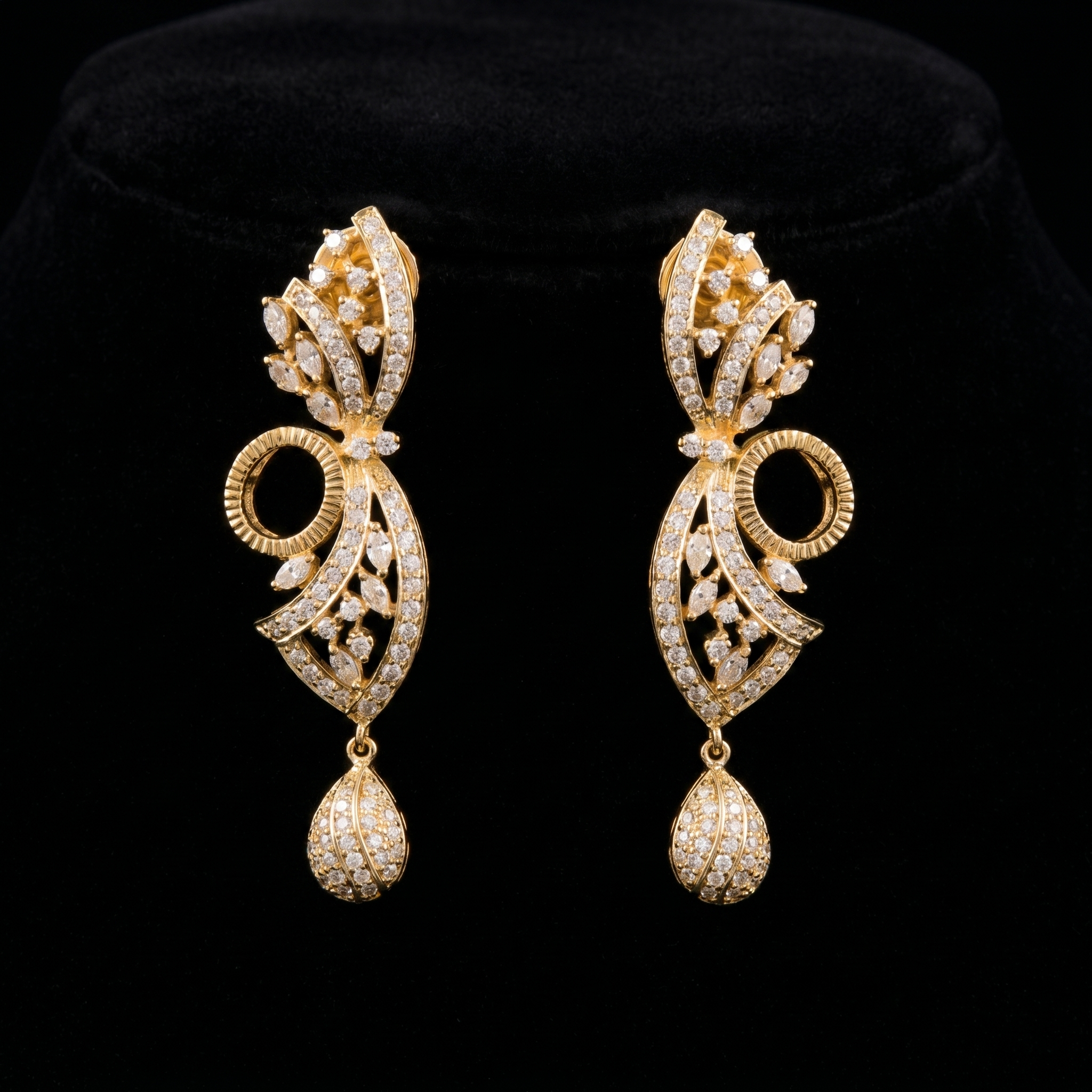 4Ct of Necklace Earring With the Purity of 14K
