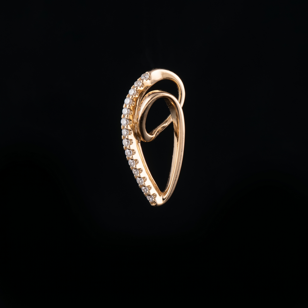 0.3Ct of Locket With the Purity of 18K