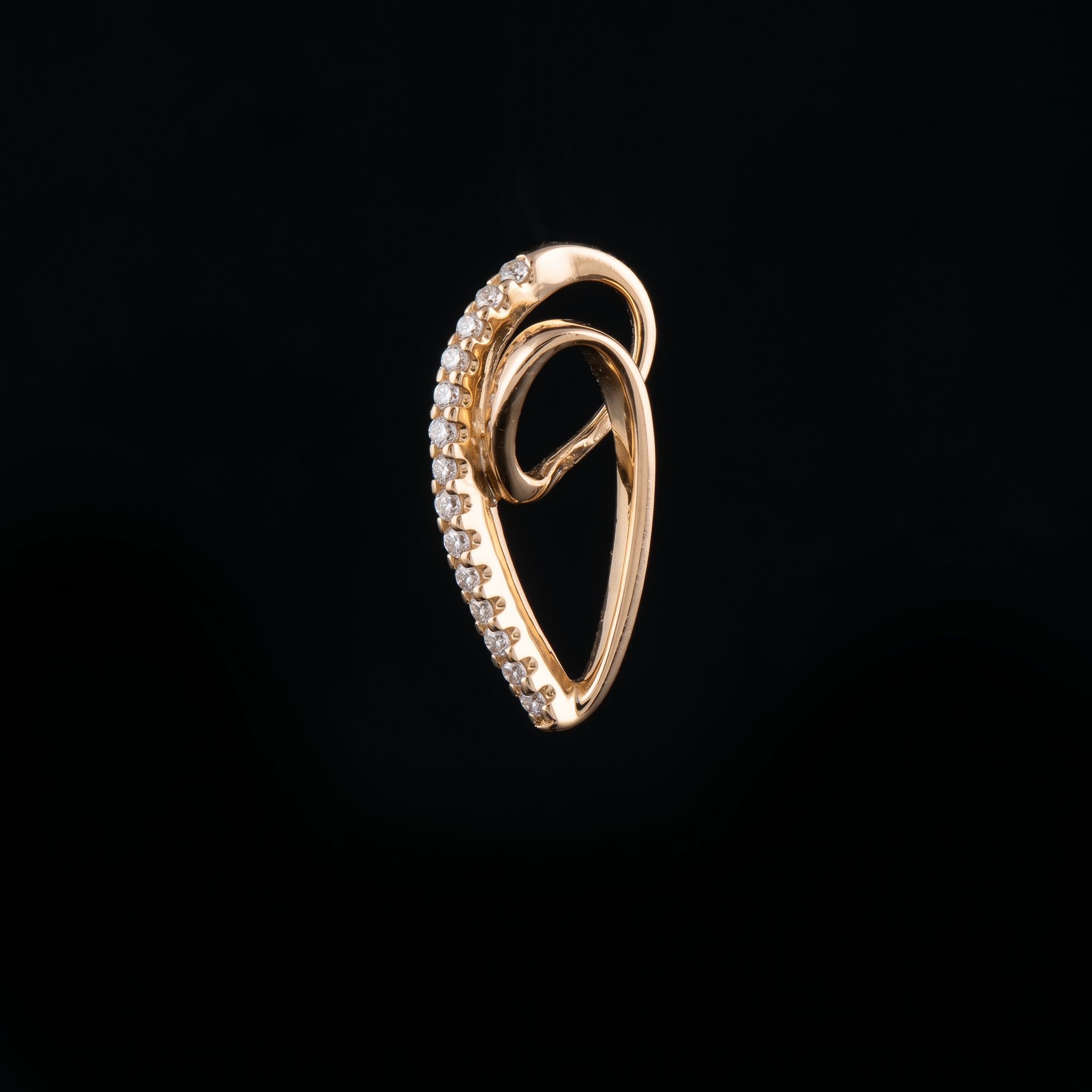 0.3Ct of Locket With the Purity of 18K
