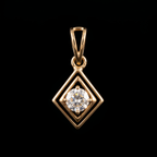 1Ct of Locket With the Purity of 18K
