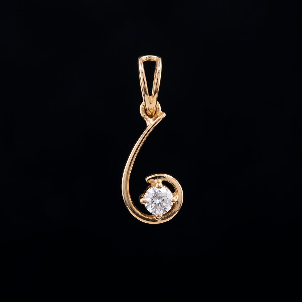1.5Ct of Locket With the Purity of 18K