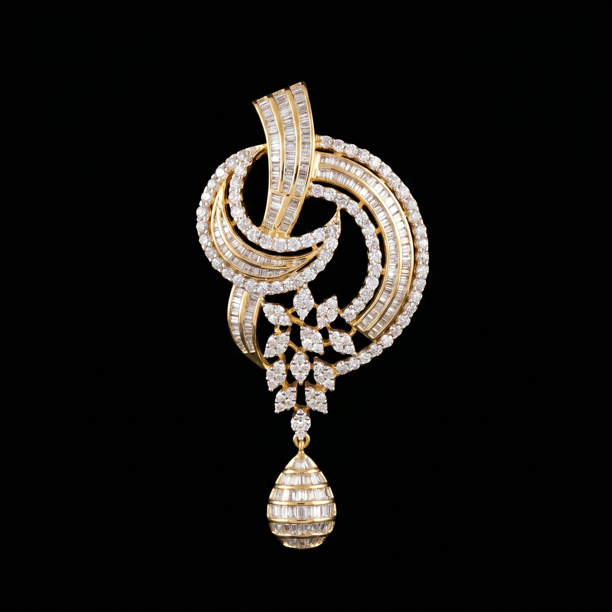 3.38Ct of Locket With the Purity of 18K