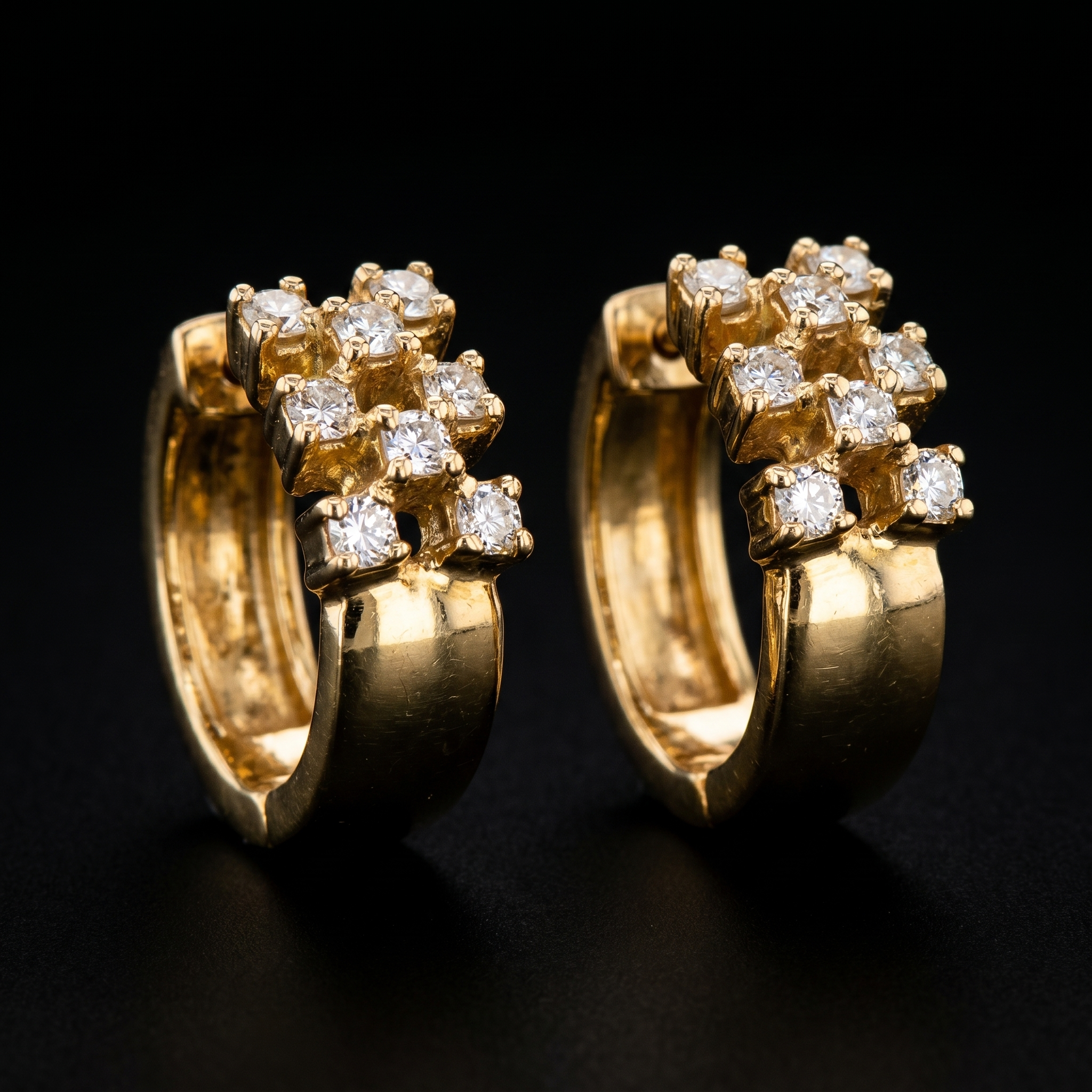 .4Ct of Earring With The Purity of 18K