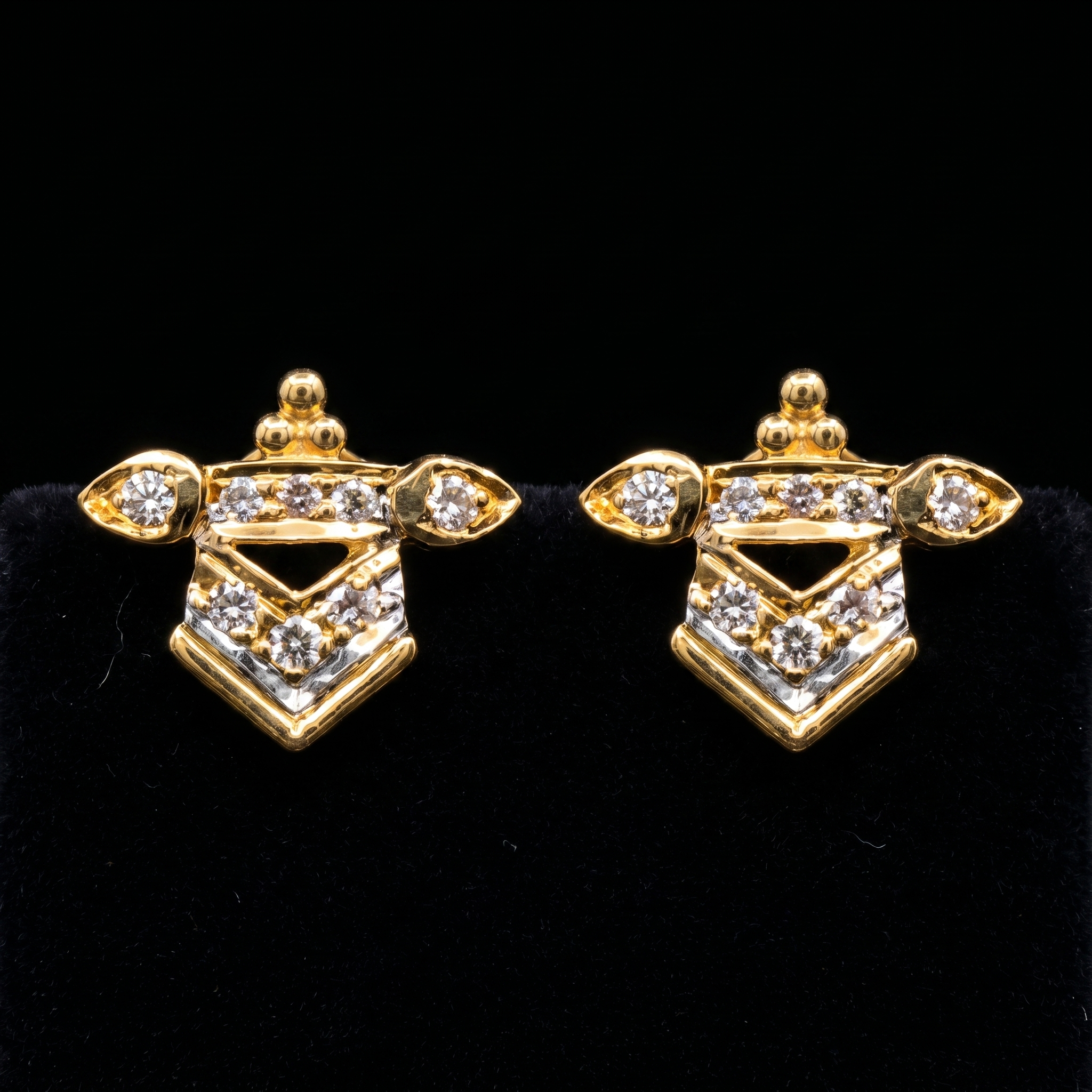 .18Ct of Earring With The Purity of 9K
