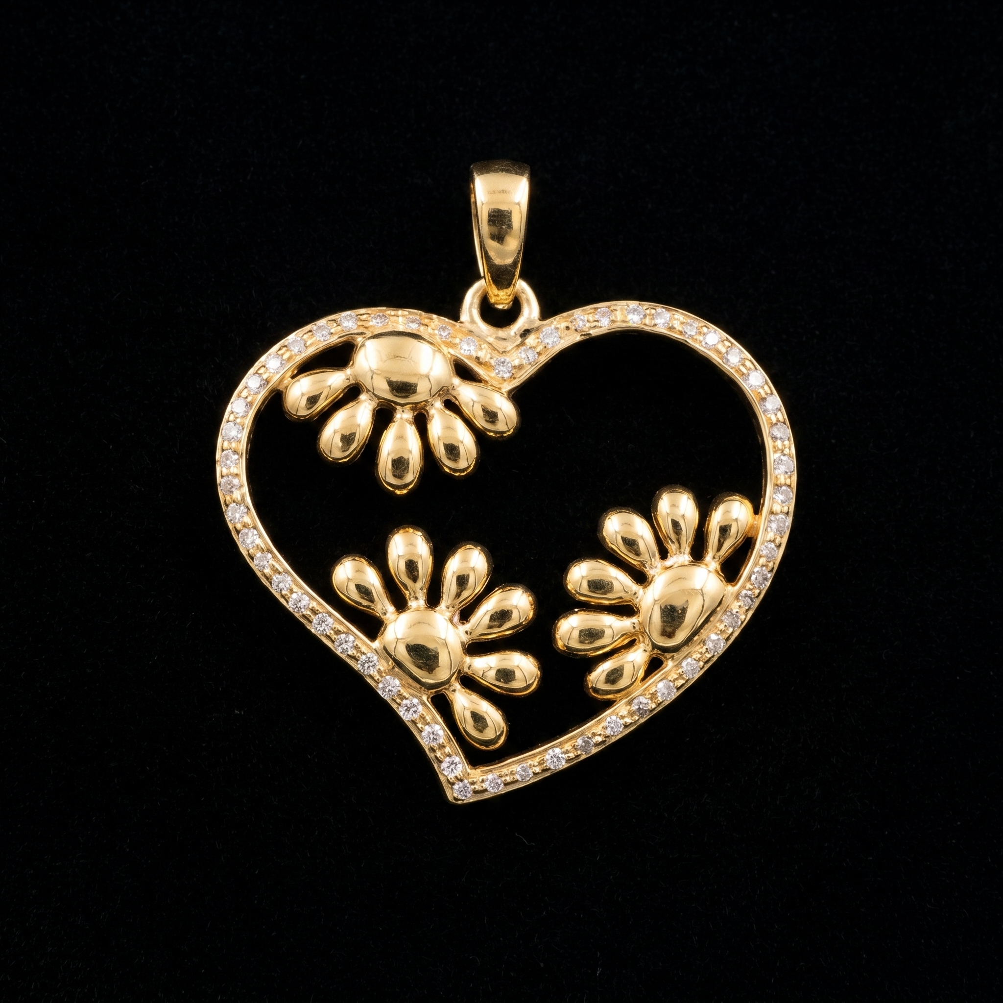 0.2Ct of Locket With the Purity of 18K