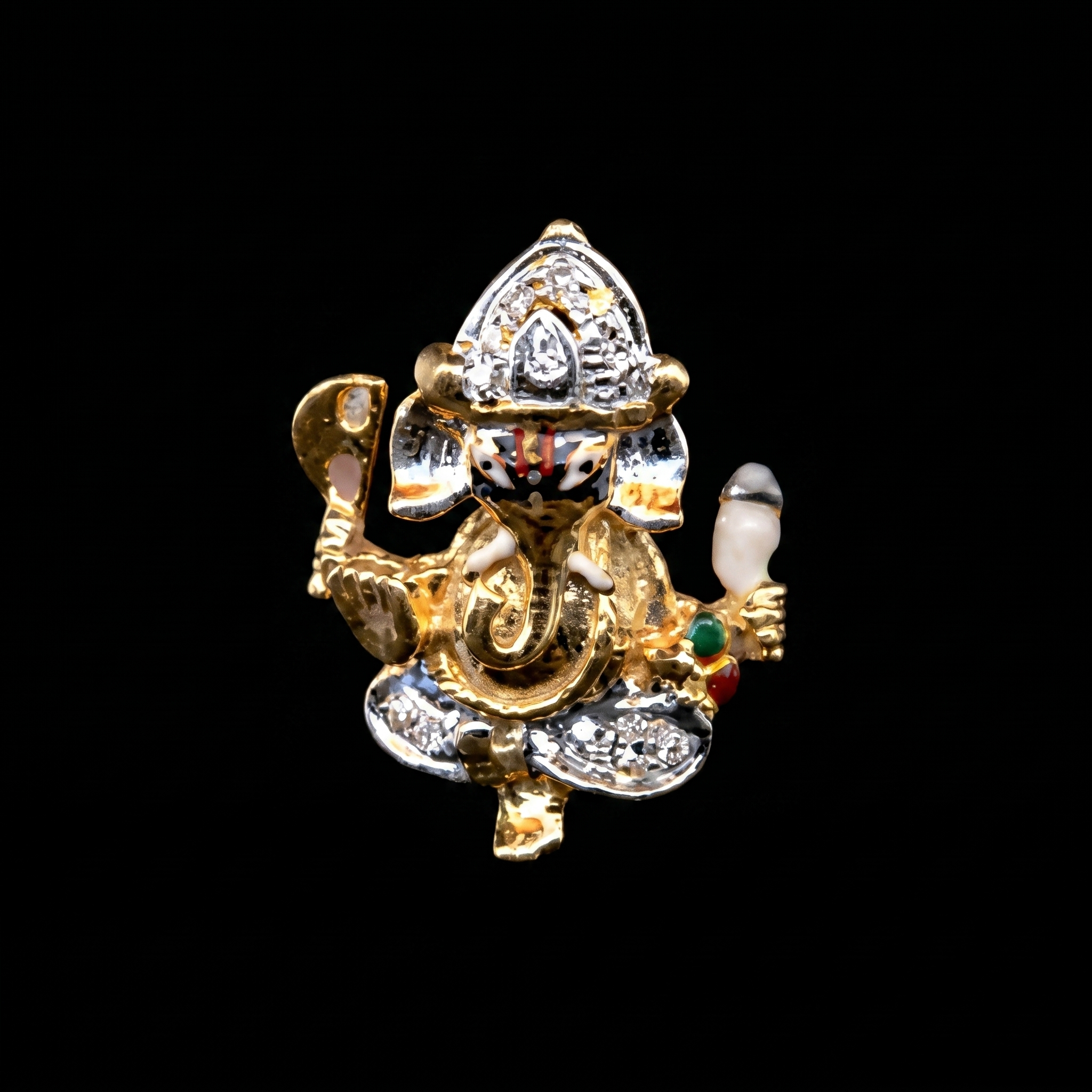 0.08Ct of Locket With the Purity of 18K