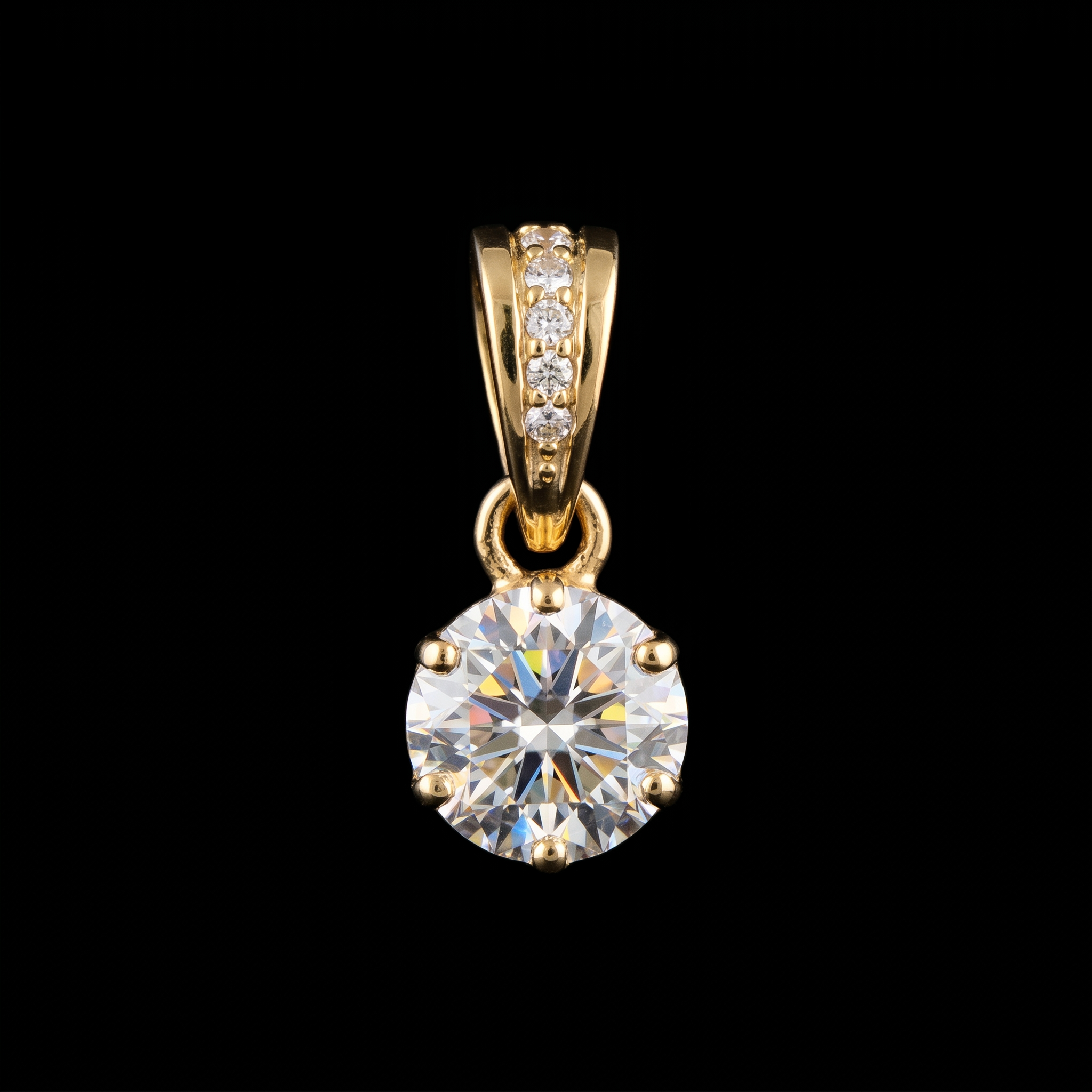 1.2Ct of Locket With the Purity of 18K