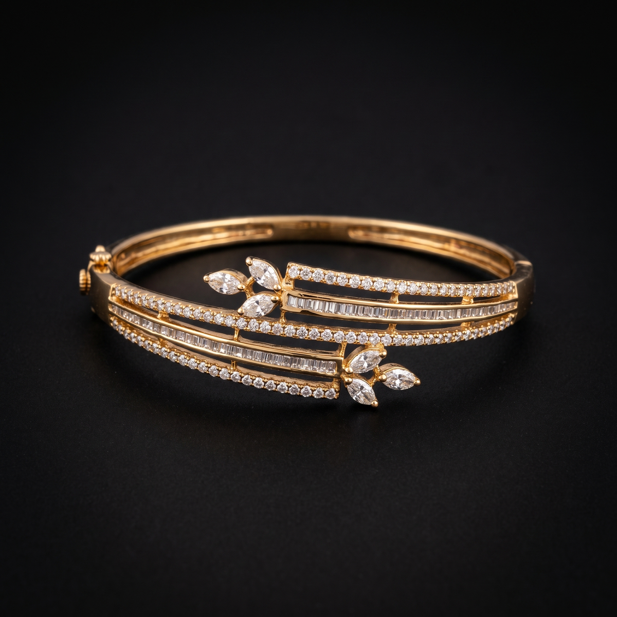 2.5Ct of Bracelet with the Purity of 18K