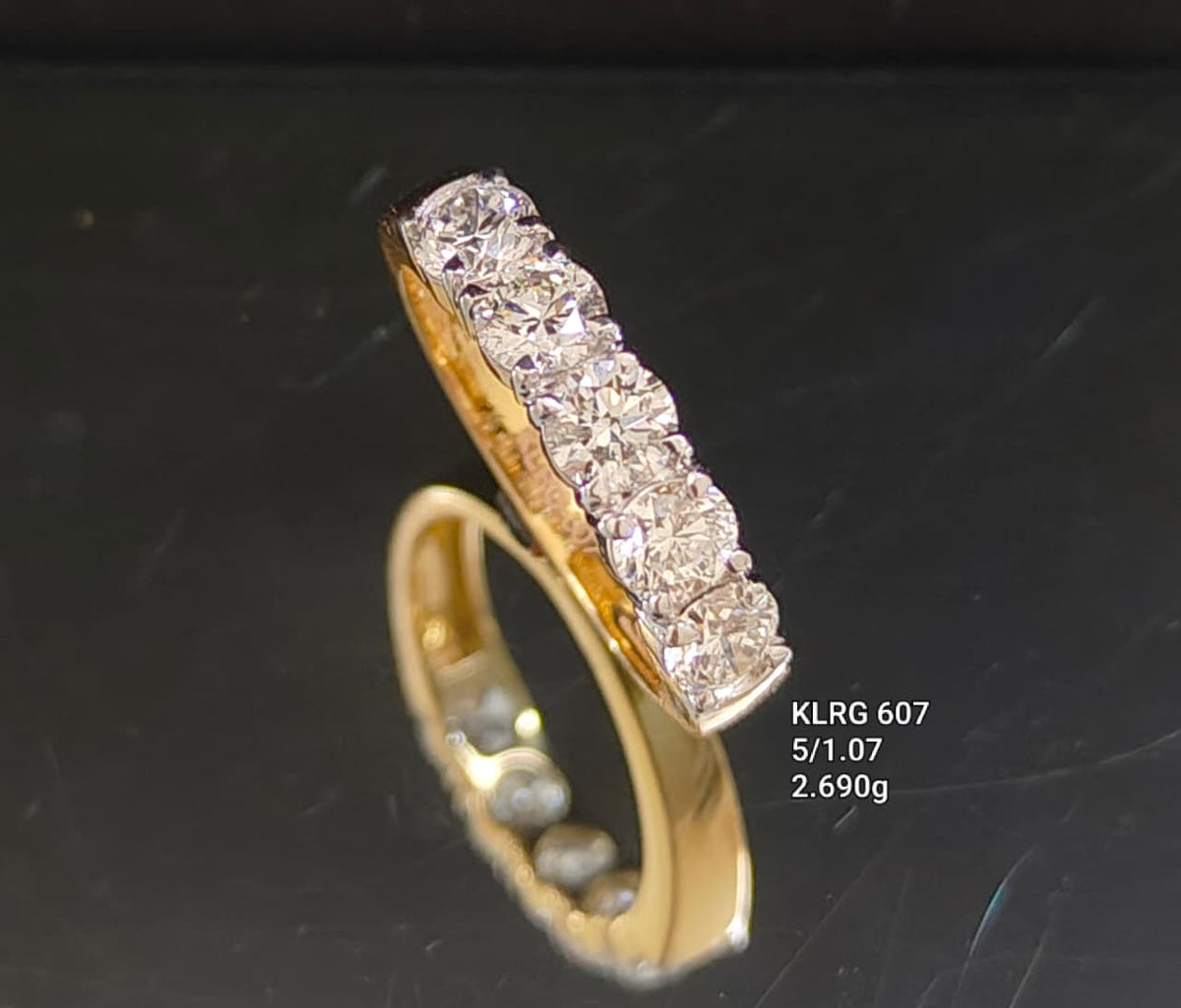 1.07Ct of Ring With the Purity of 18K