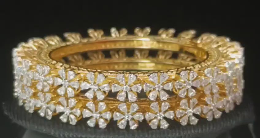 20.39Ct of Churi with the Purity of 18K
